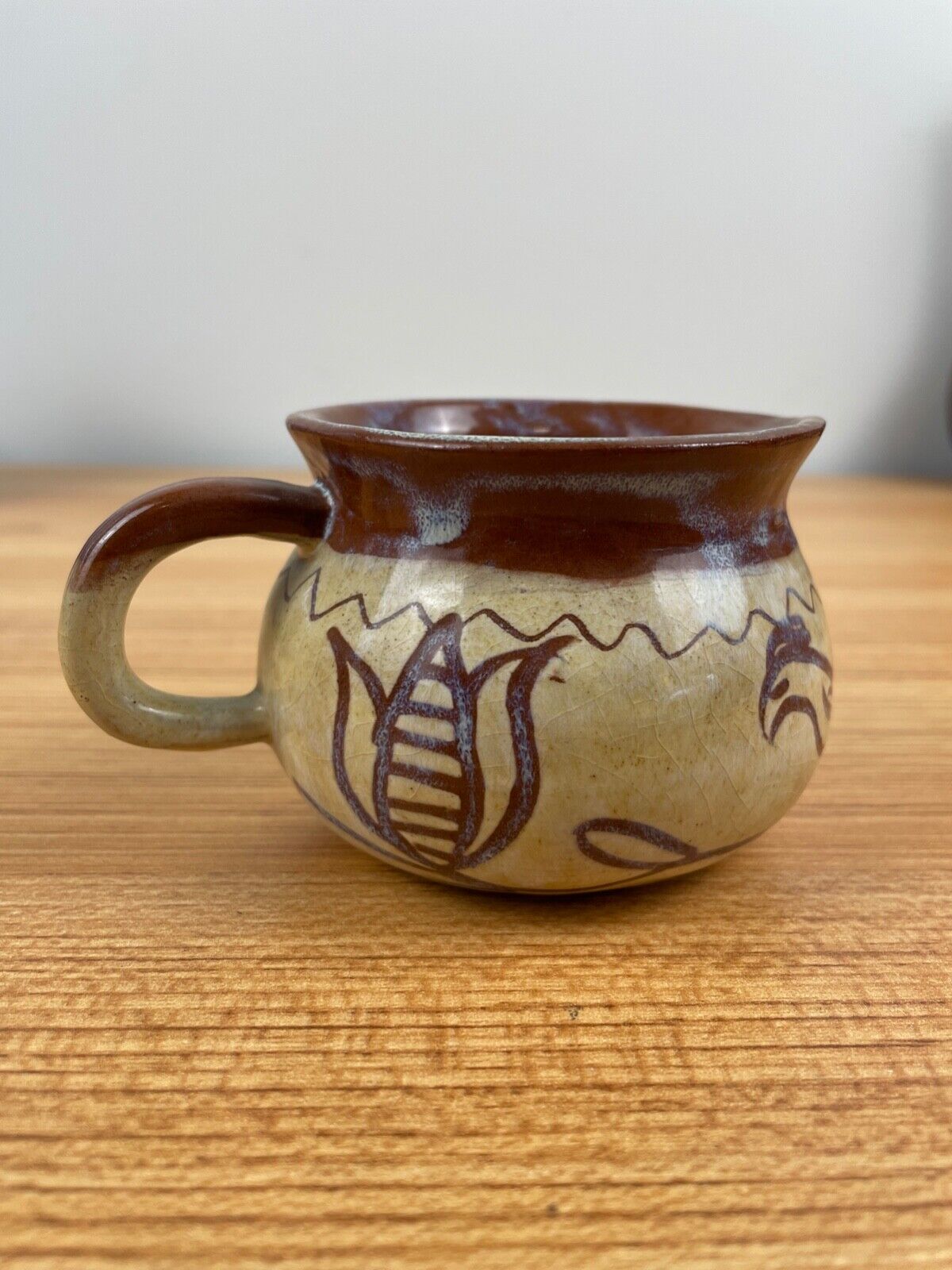 VINTAGE BROWN MARY GRABILL GRAYLOR PRIMITIVE ART POTTERY CREAMER / PITCHER