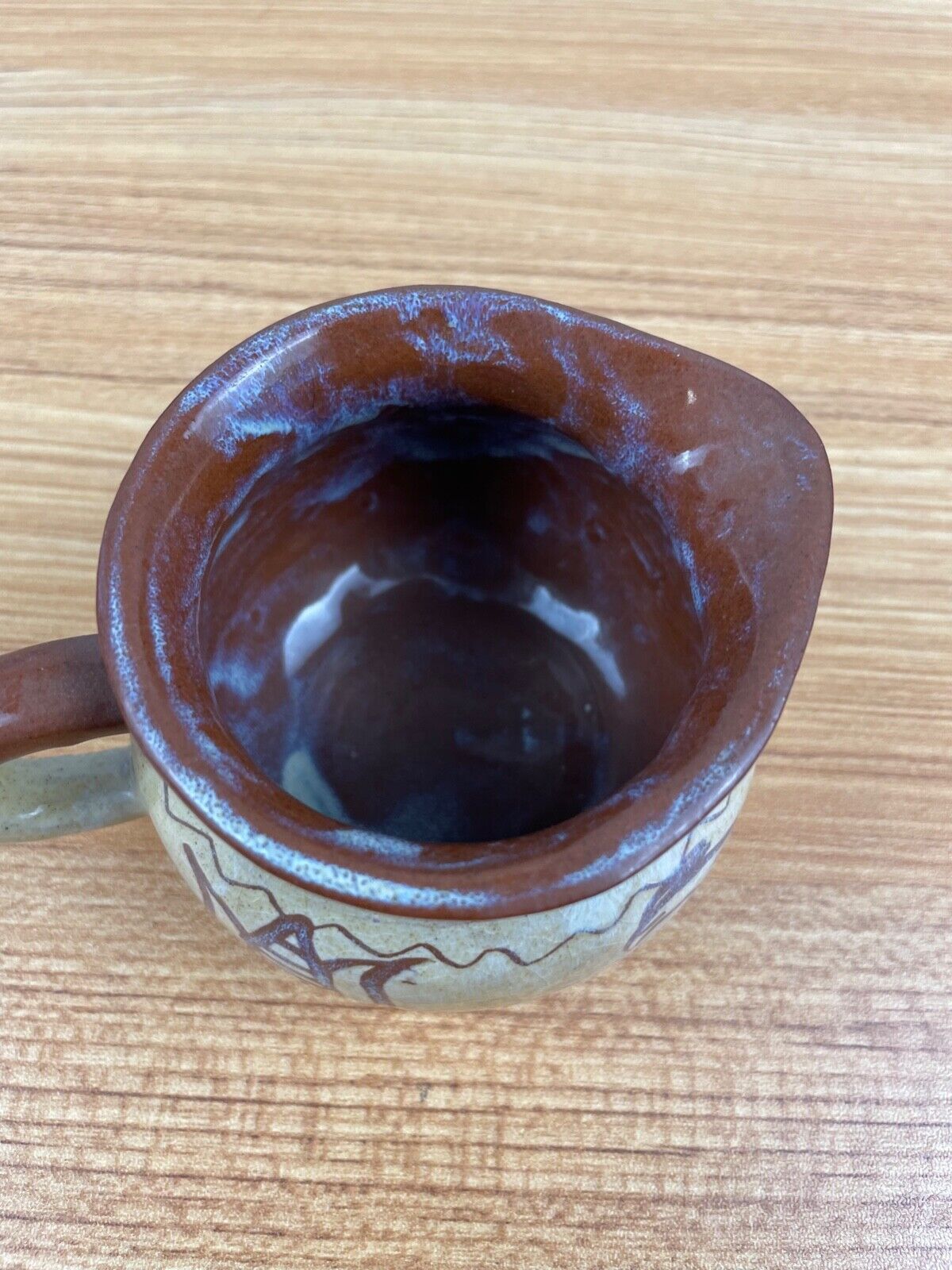 VINTAGE BROWN MARY GRABILL GRAYLOR PRIMITIVE ART POTTERY CREAMER / PITCHER