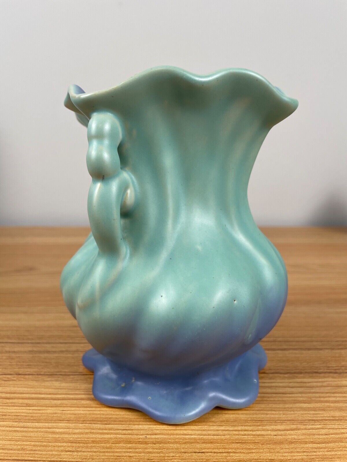 Weller Art Pottery Lido Light Blue To Dark Blue Fade Swirl Double Handle Vase
