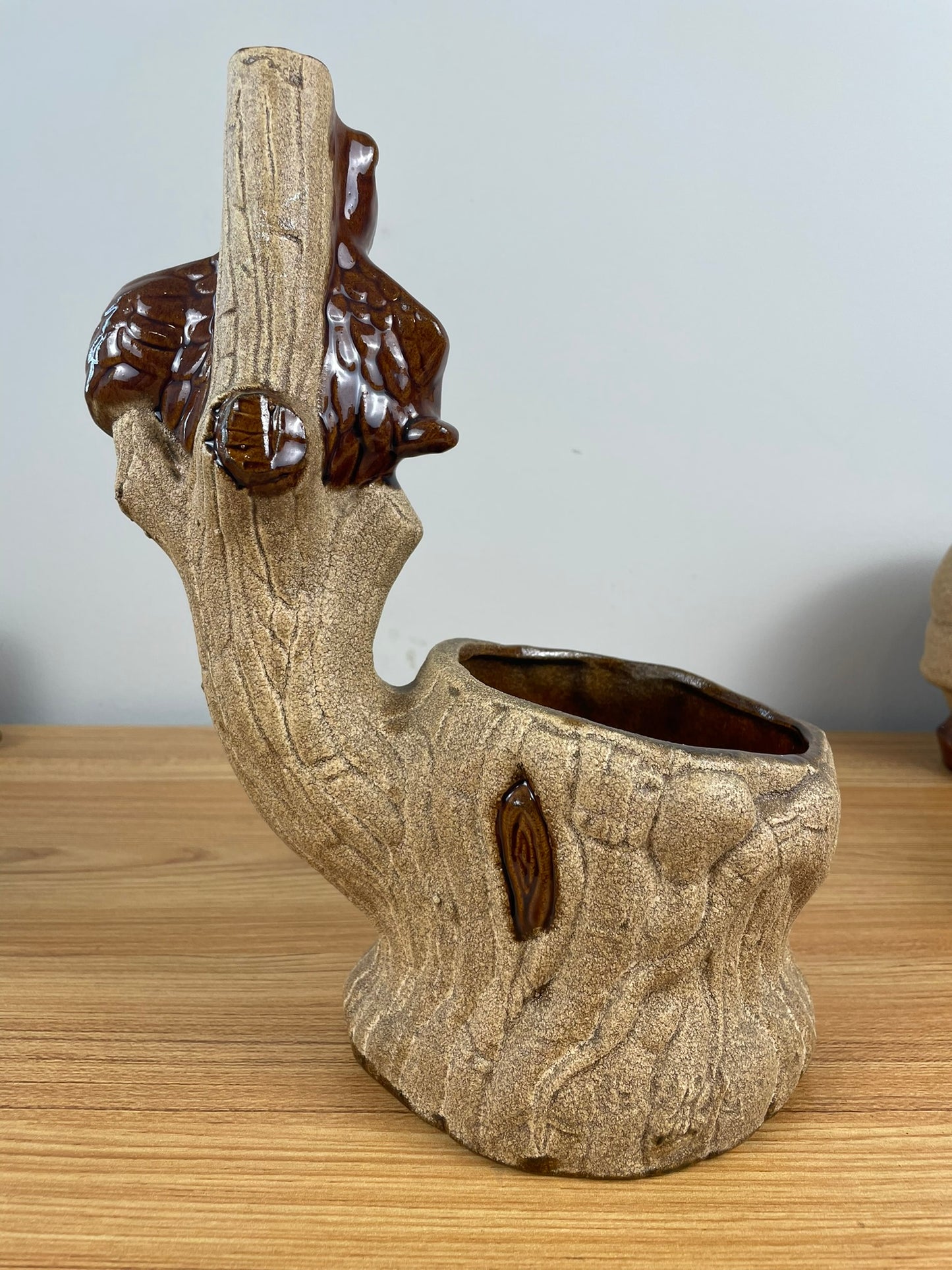 Vintage Royal Haeger Pottery, Sand Glaze, Owl On Stump Planter. Sassy Owl. NICE