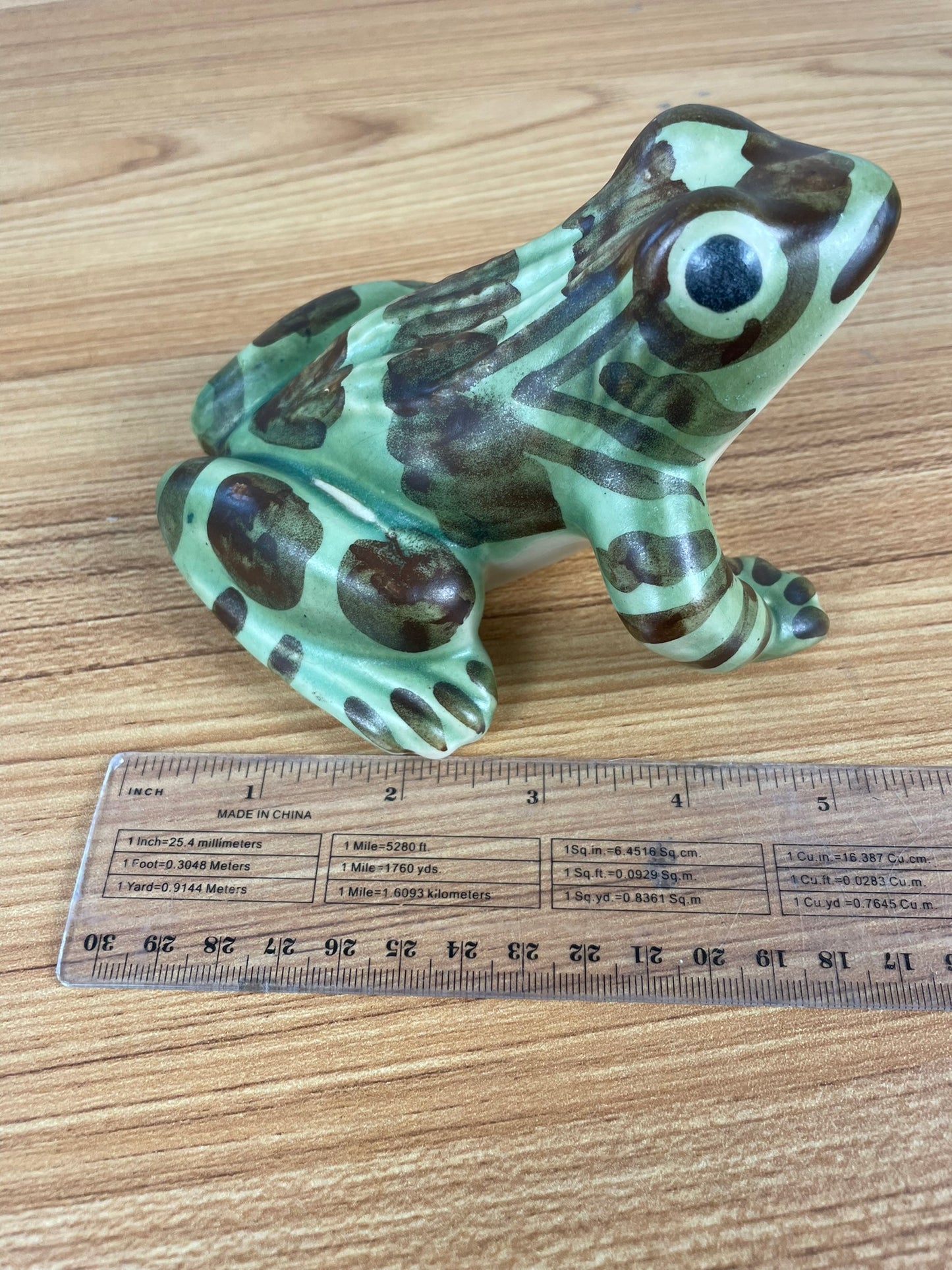 Brush McCoy Vintage Art Pottery Garden Frog Sculpture Statue Matte Approx. 5"
