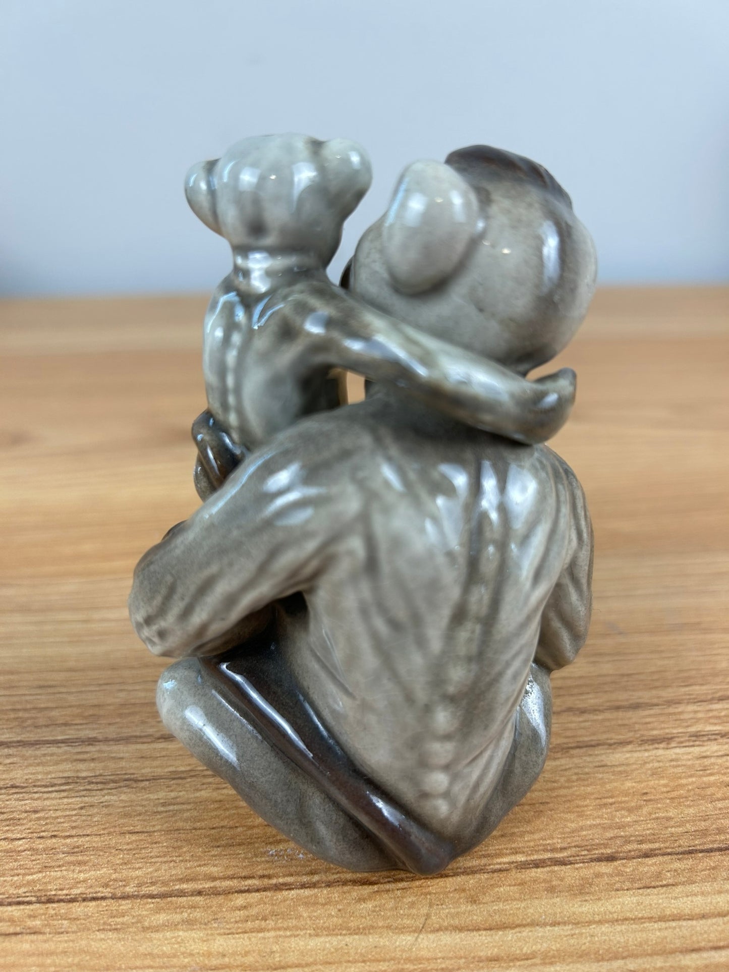 CERAMIC ARTS STUDIO (WI 1940-55) MONKEY MAMA/BABY SNUGGLE SALT &PEPPER (1951)