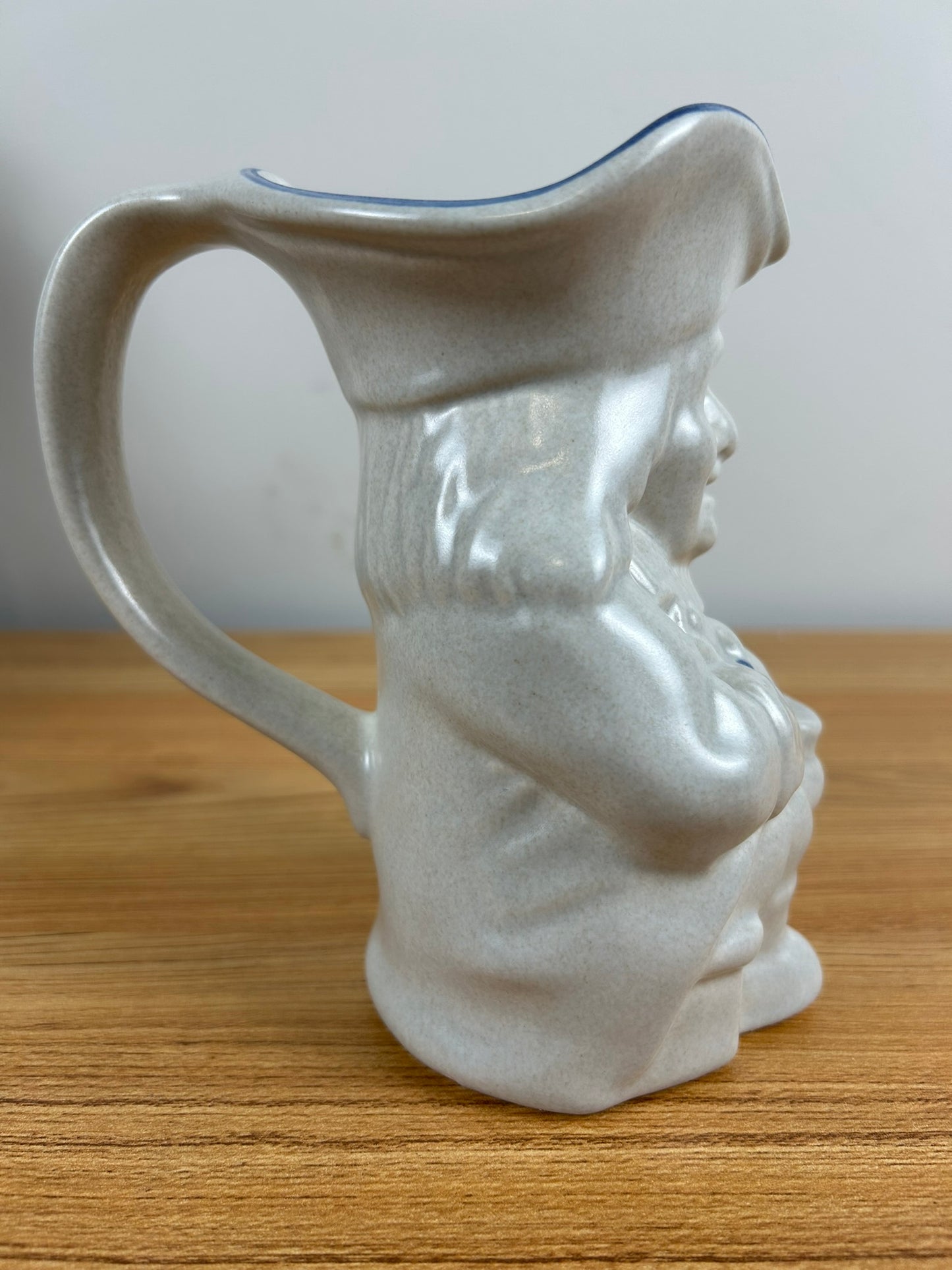 Pfaltzgraff USA Yorktowne Colonial Blue Gray Toby Pitcher Mug 418