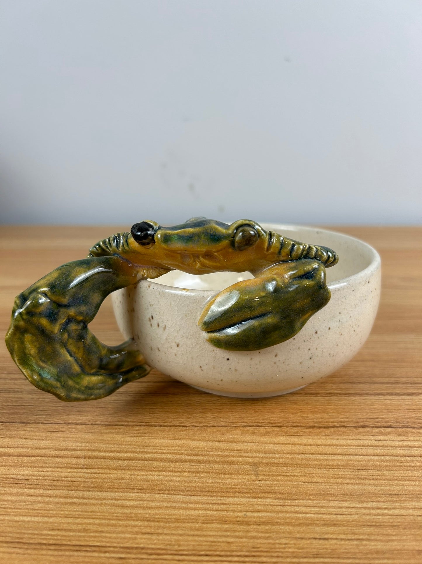2005 Robert Wessel Studio Art Pottery Green Crab Handled Bowl Signed