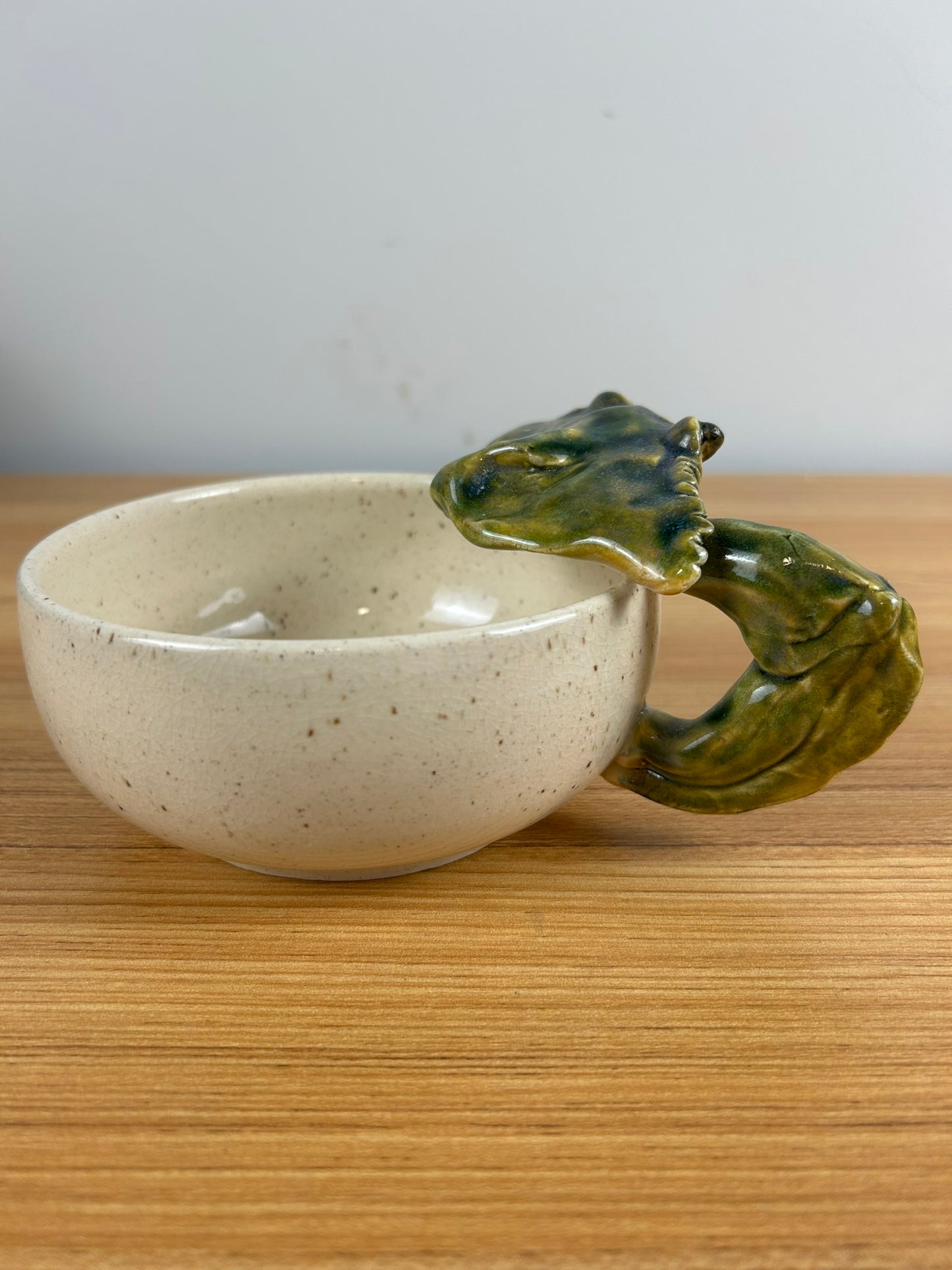 2005 Robert Wessel Studio Art Pottery Green Crab Handled Bowl Signed