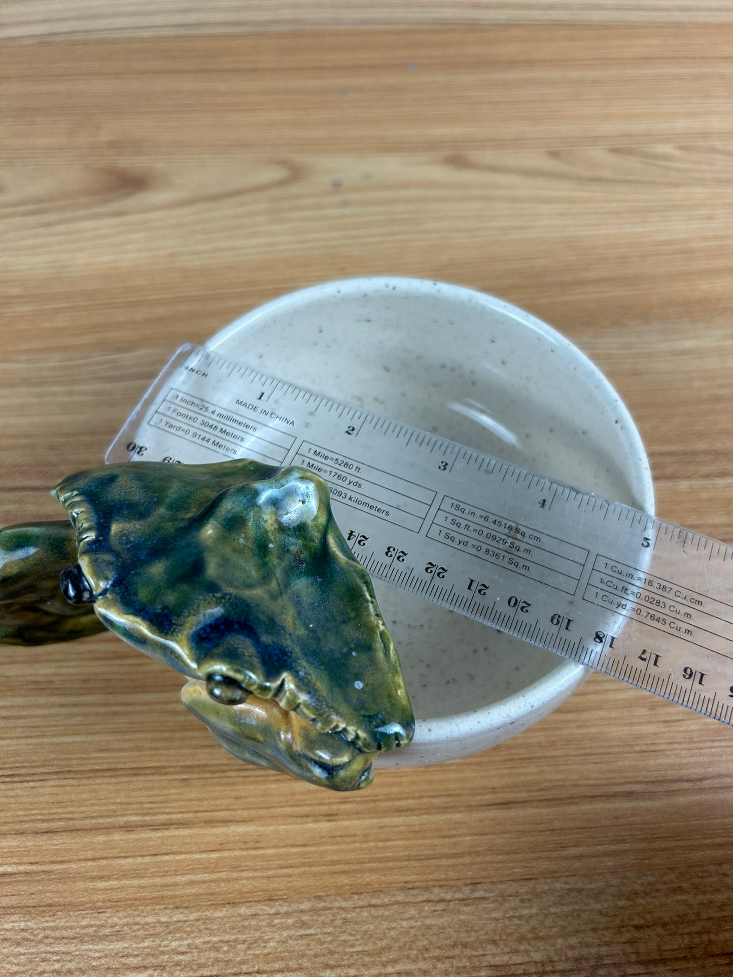 2005 Robert Wessel Studio Art Pottery Green Crab Handled Bowl Signed