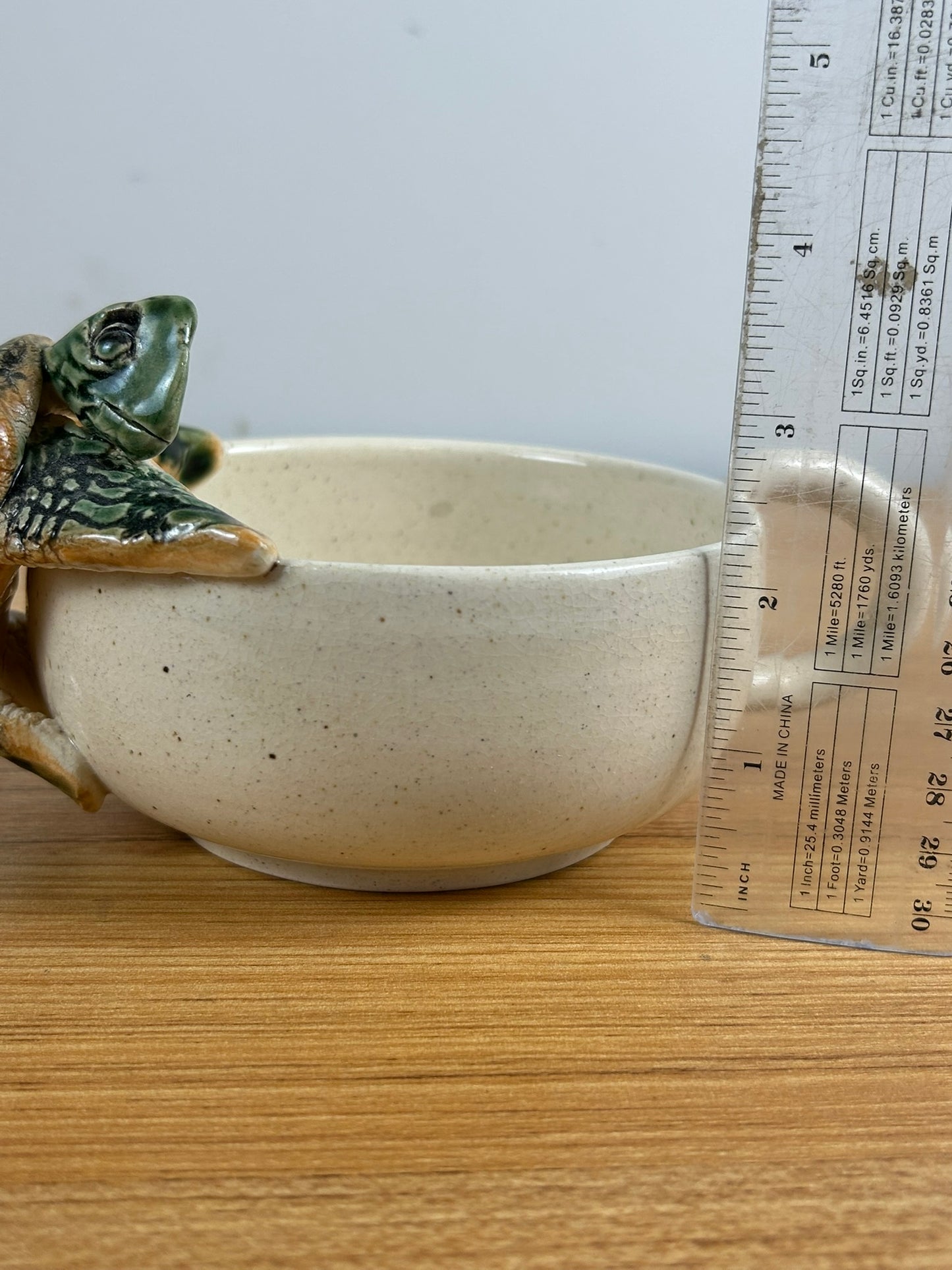 2005 Robert Wessel Studio Art Pottery Green Turtle Handled Bowl Signed