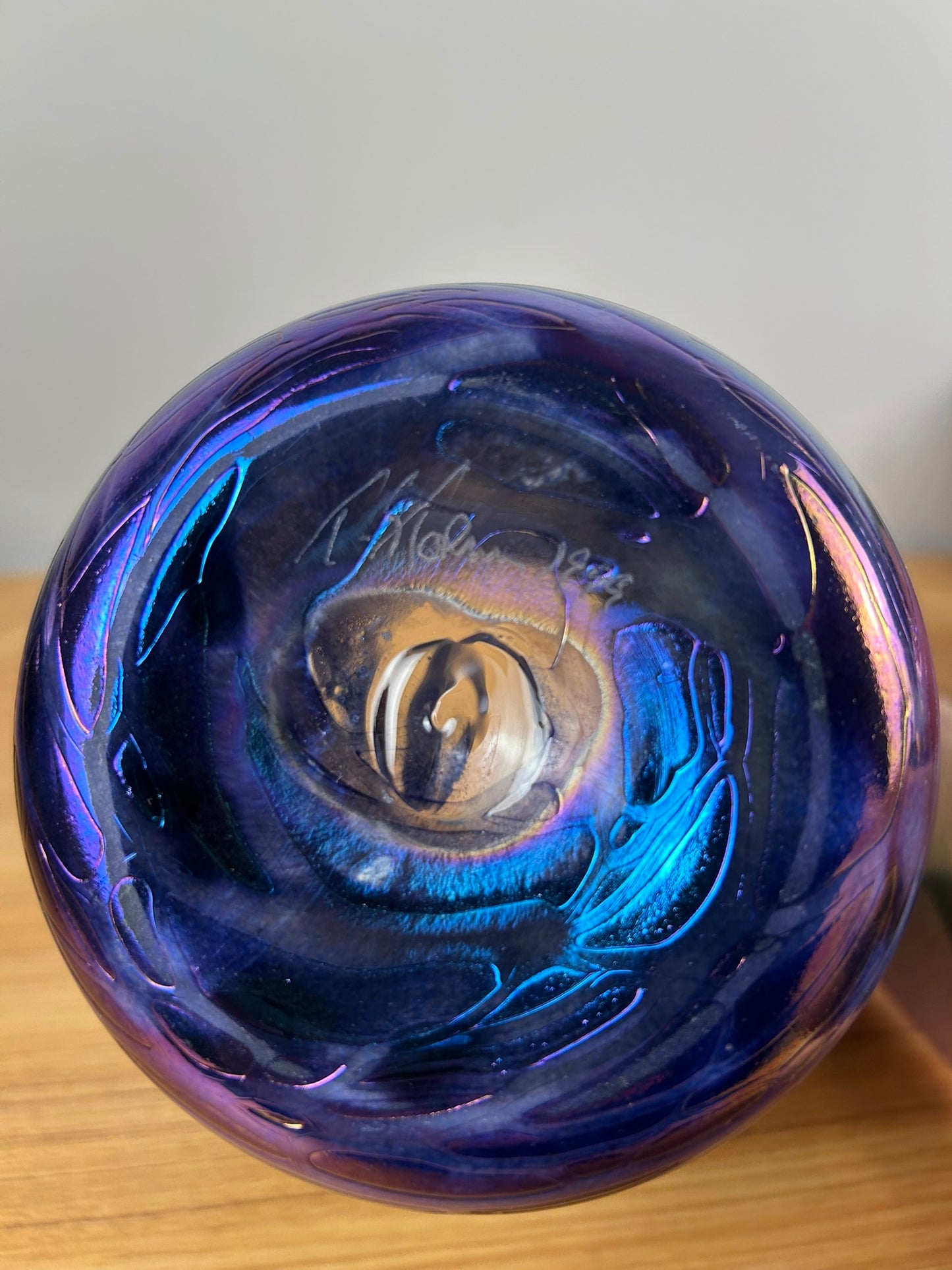 Tom Stoenner Vintage Iridescent Hand-Blown Studio Art Glass Vase; Ocean Waves