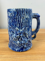 Weller Woodcraft 1920s 3 Fox In Den Mug Form With White Clay And Blue Glaze