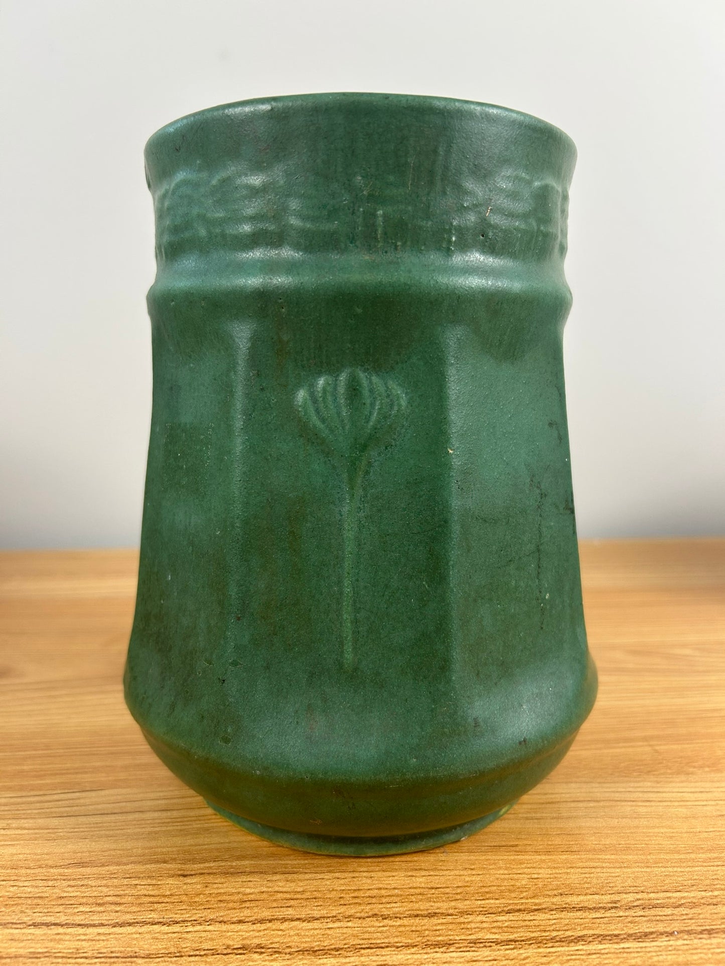 Zanesville Pottery Vintage Arts And Crafts Cucumber Green Vase 11 After Grueby