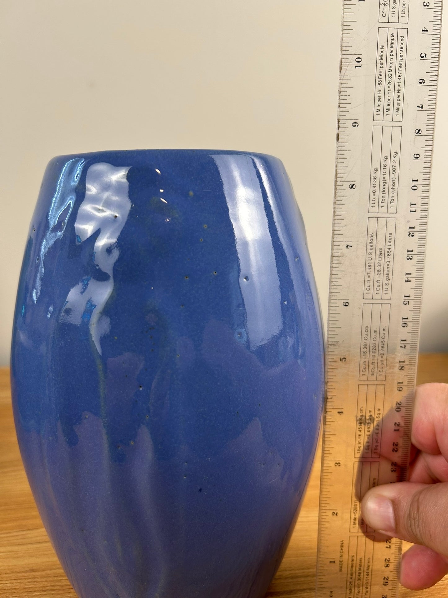 ZANESVILLE STONEWARE 9" BLUE POPPY FLOWER VASE POTTERY BLUE PURPLE 101