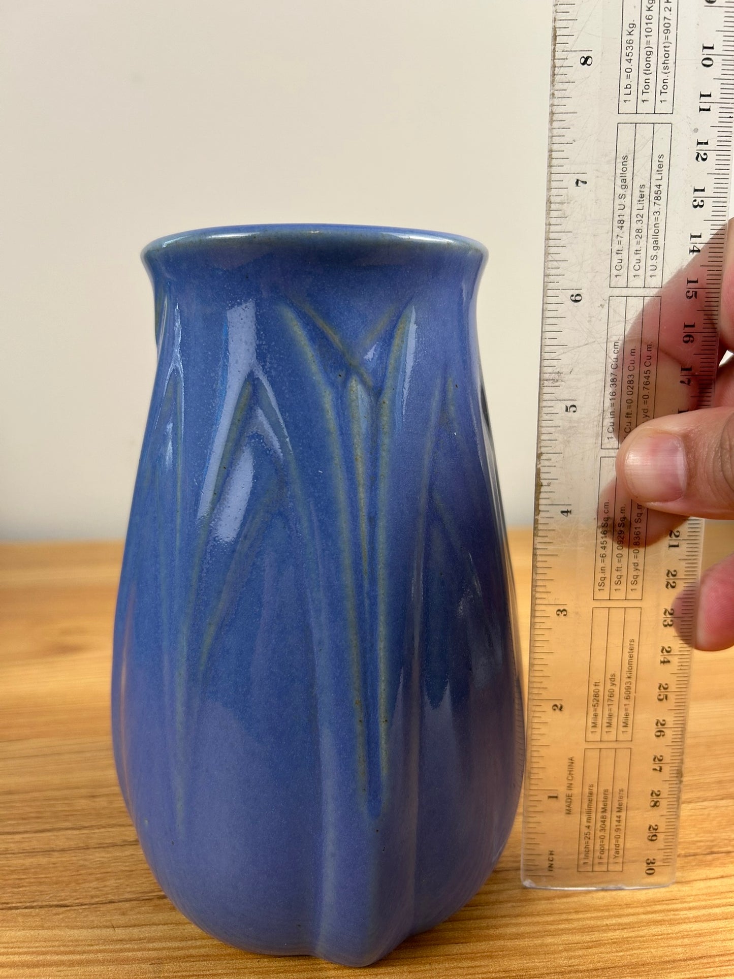 ILLINI POTTERY Rare White Hall SP&S Illinois Stoneware Blue Art Deco Vase
