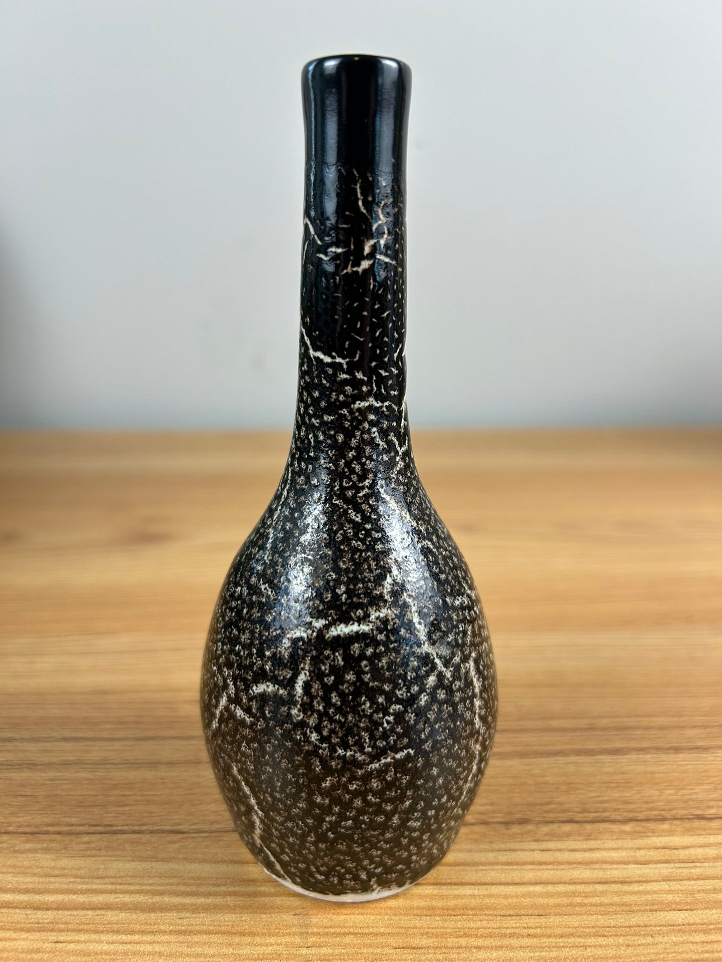 Pigeon Forge Tennessee Mid Century Modern Black Crackle Vase B Smelcer