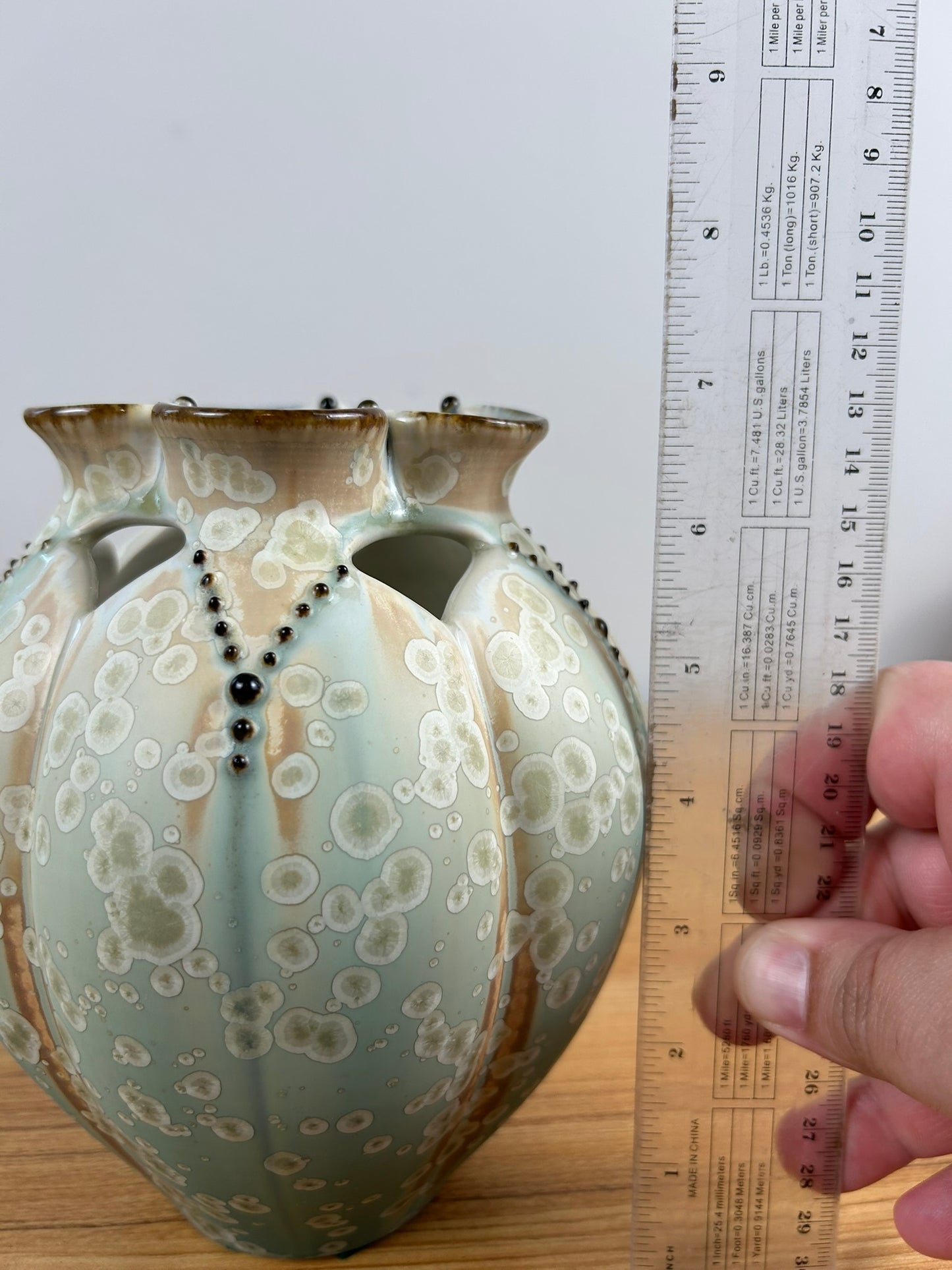 GLENN WOODS Lovely Green Brown Porcelain Vase with Crystalline glaze. 7" Tall