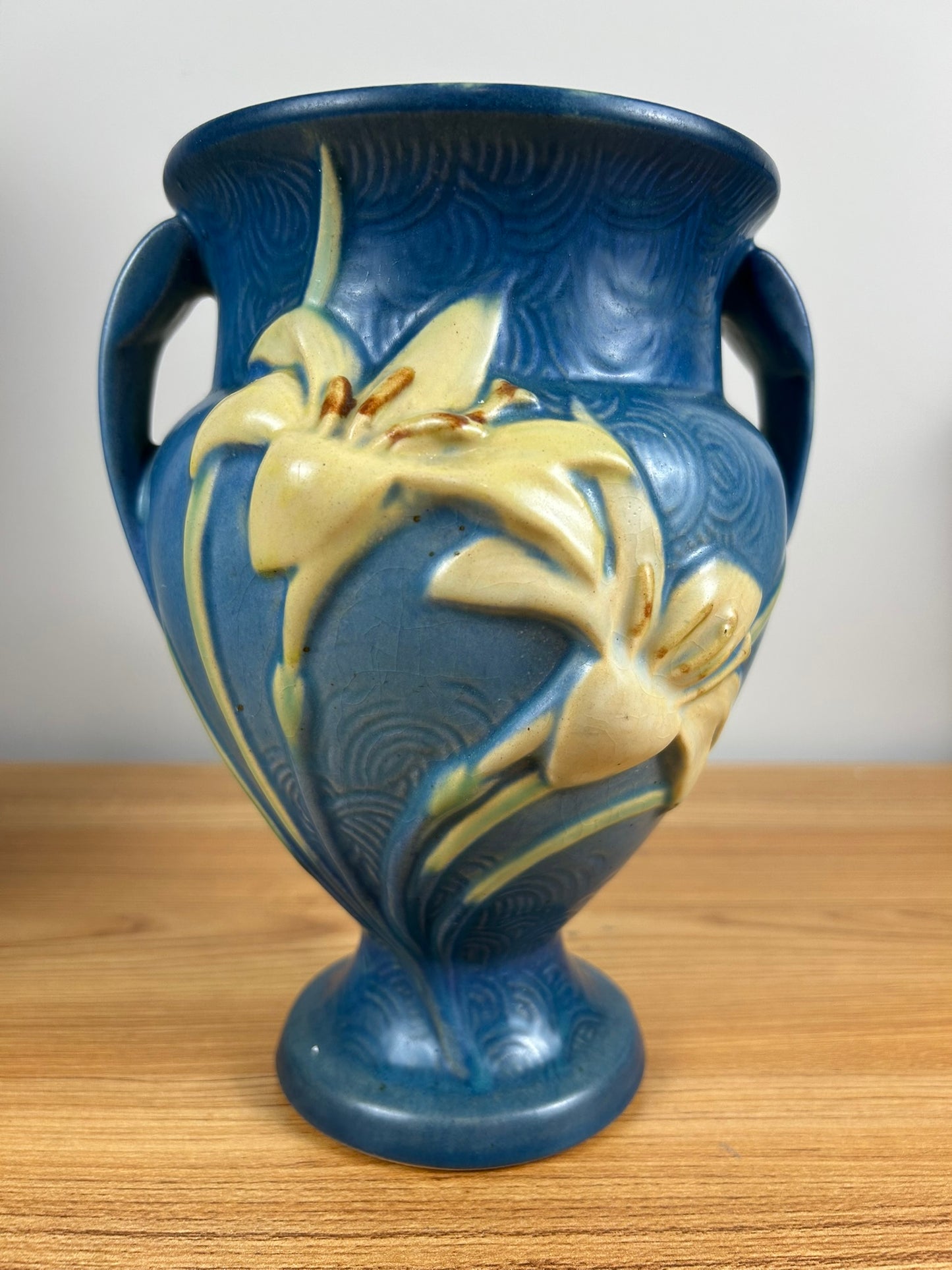 Roseville Pottery Bermuda Blue Zephyr Lily Vase #202-8 Made in U.S.A. Vintage