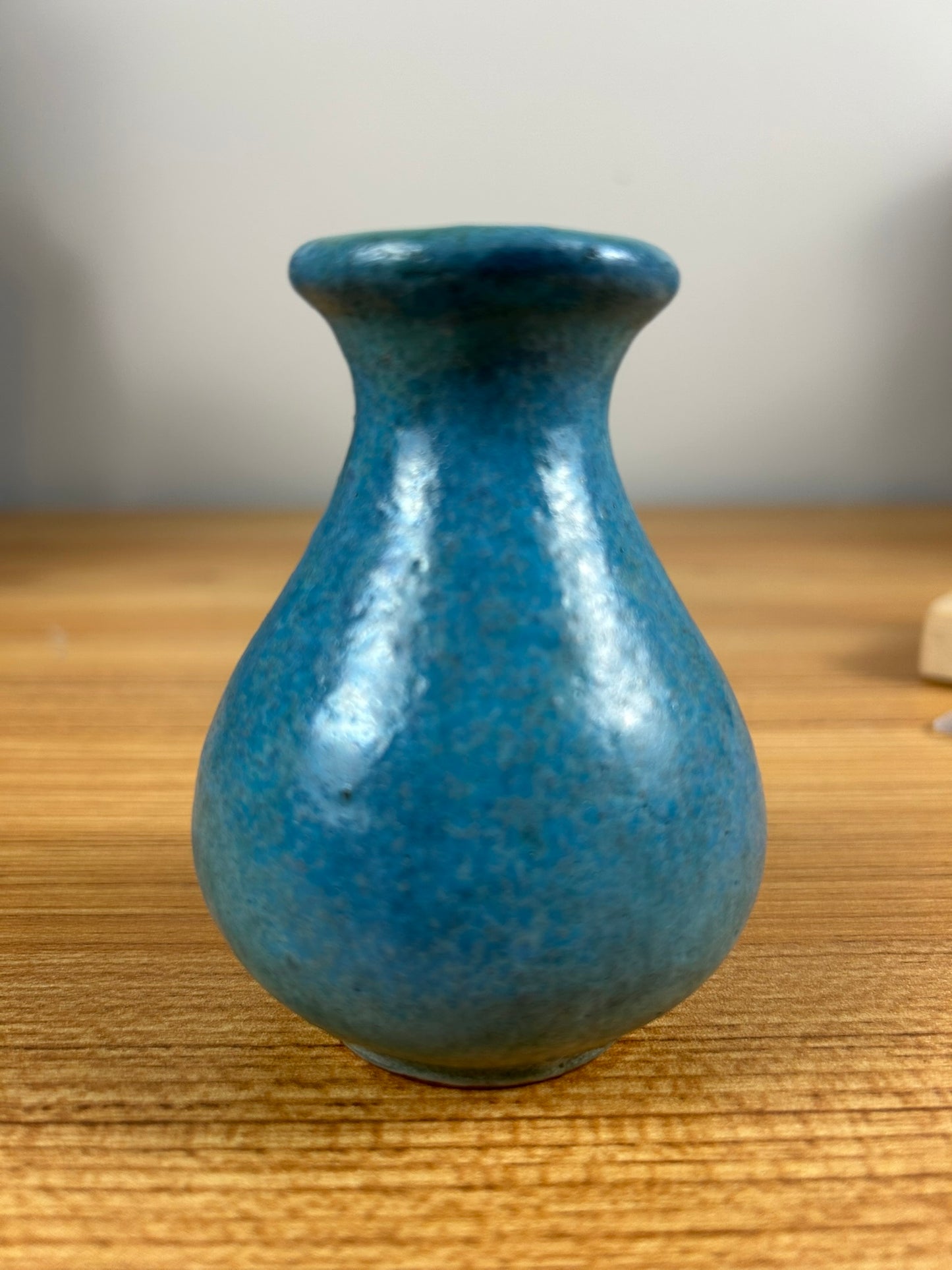 SHEARWATER POTTERY OCEAN SPRINGS, MISS. SMALL 3.5" BLUE VASE CIRCLE STAMP