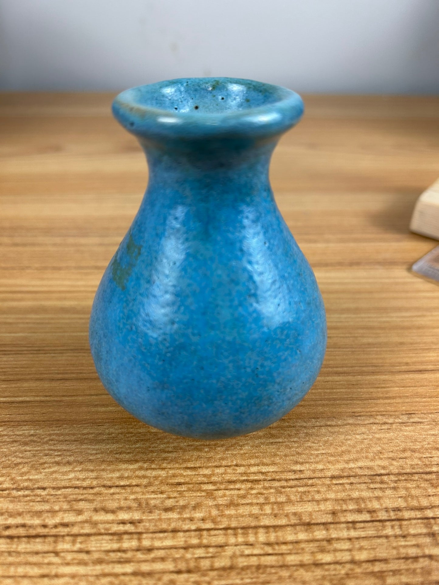 SHEARWATER POTTERY OCEAN SPRINGS, MISS. SMALL 3.5" BLUE VASE CIRCLE STAMP