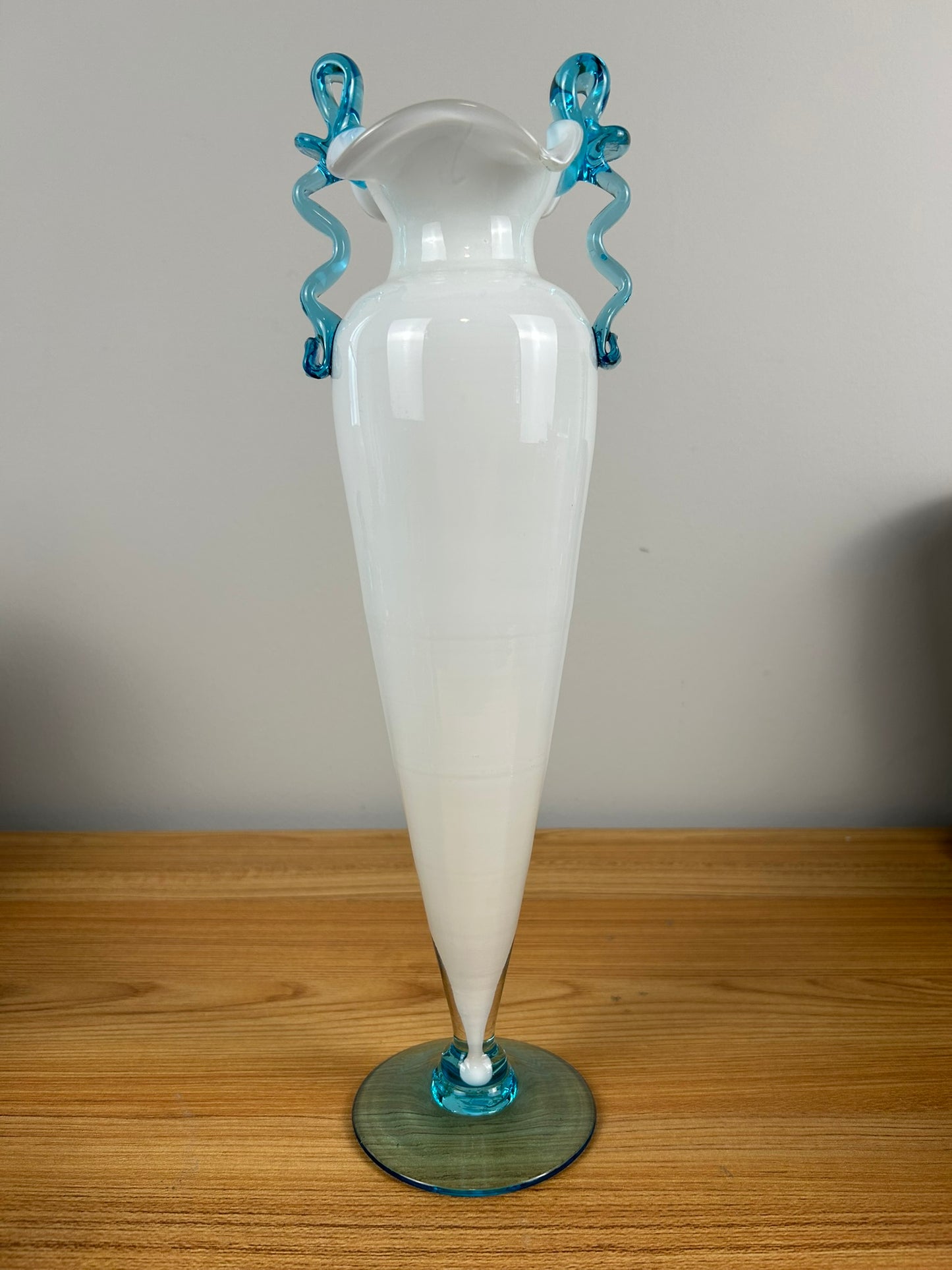Vintage Murano Venetian Art Glass 14 " Tall Vase Sign Balboa Trophy Vase White
