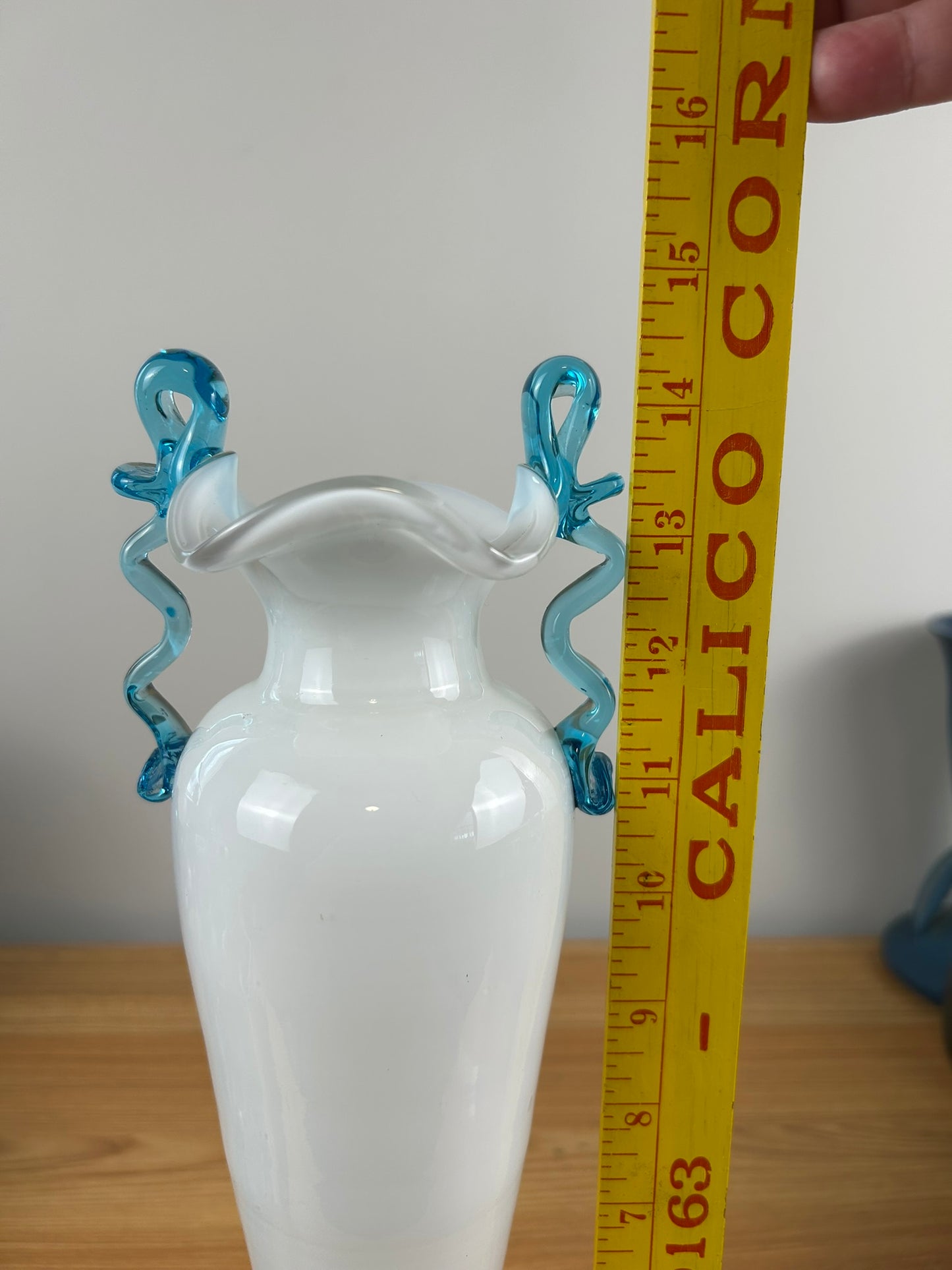 Vintage Murano Venetian Art Glass 14 " Tall Vase Sign Balboa Trophy Vase White