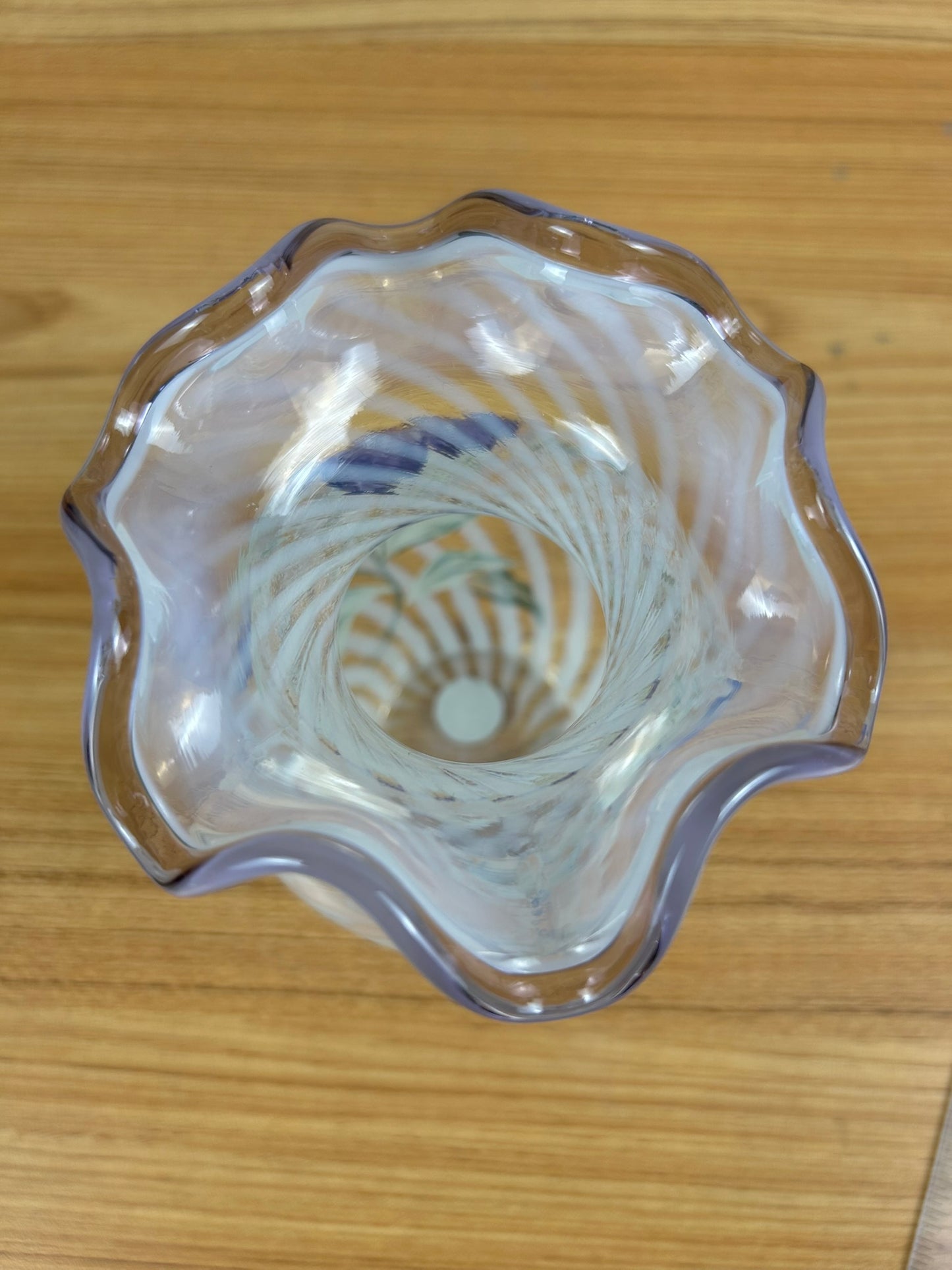 Fenton 5.5" FRENCH OPALESCENT OPTIC SPIRAL “LAVENDER PETALS” VIOLET CREST VASE