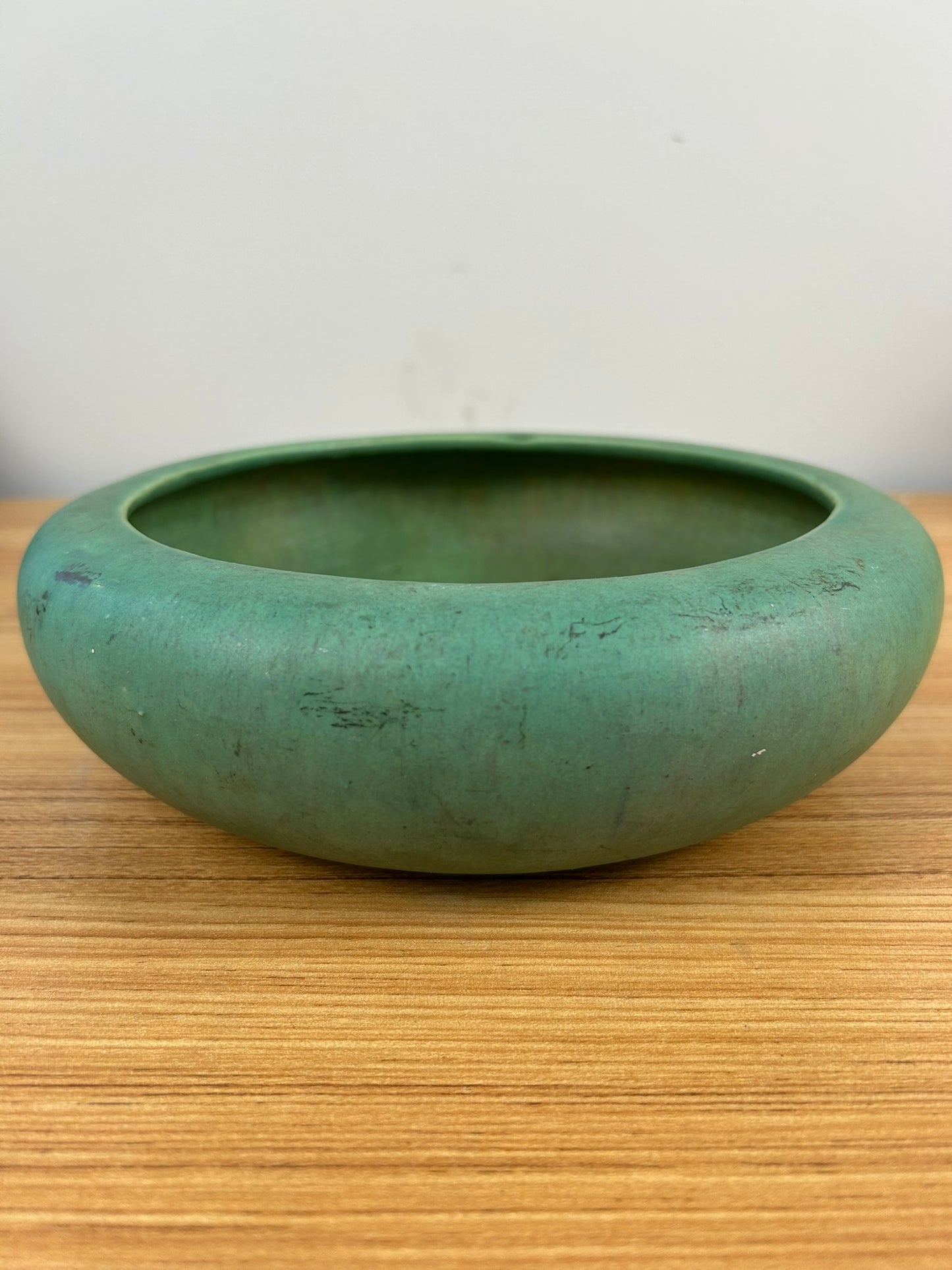 Glorious Antique Roseville Pottery Early Carnelian Centerpiece Bowl Matte Green