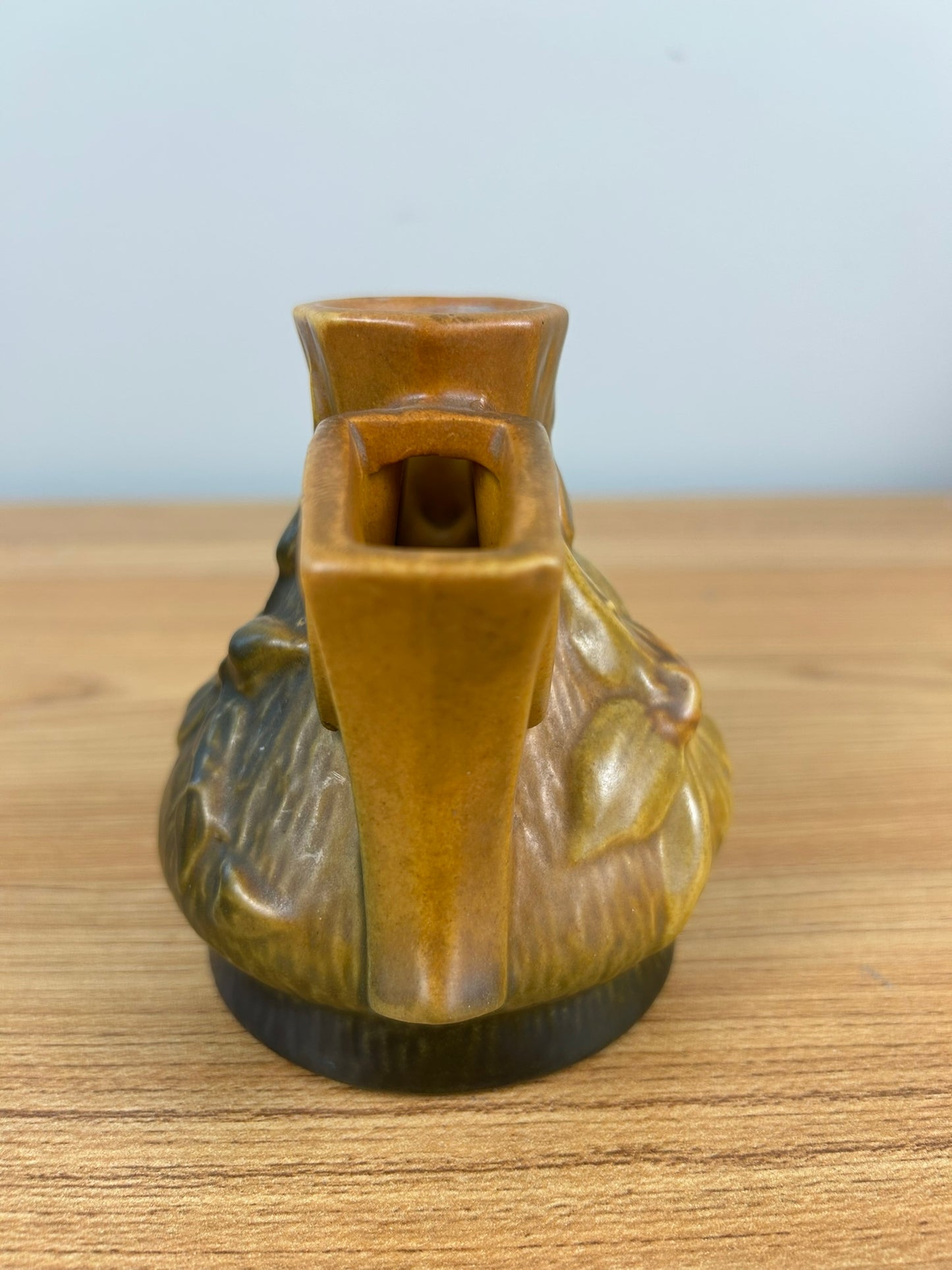 ROSEVILLE POTTERY c. 1944 #50 Clematis Pattern Flower Frog