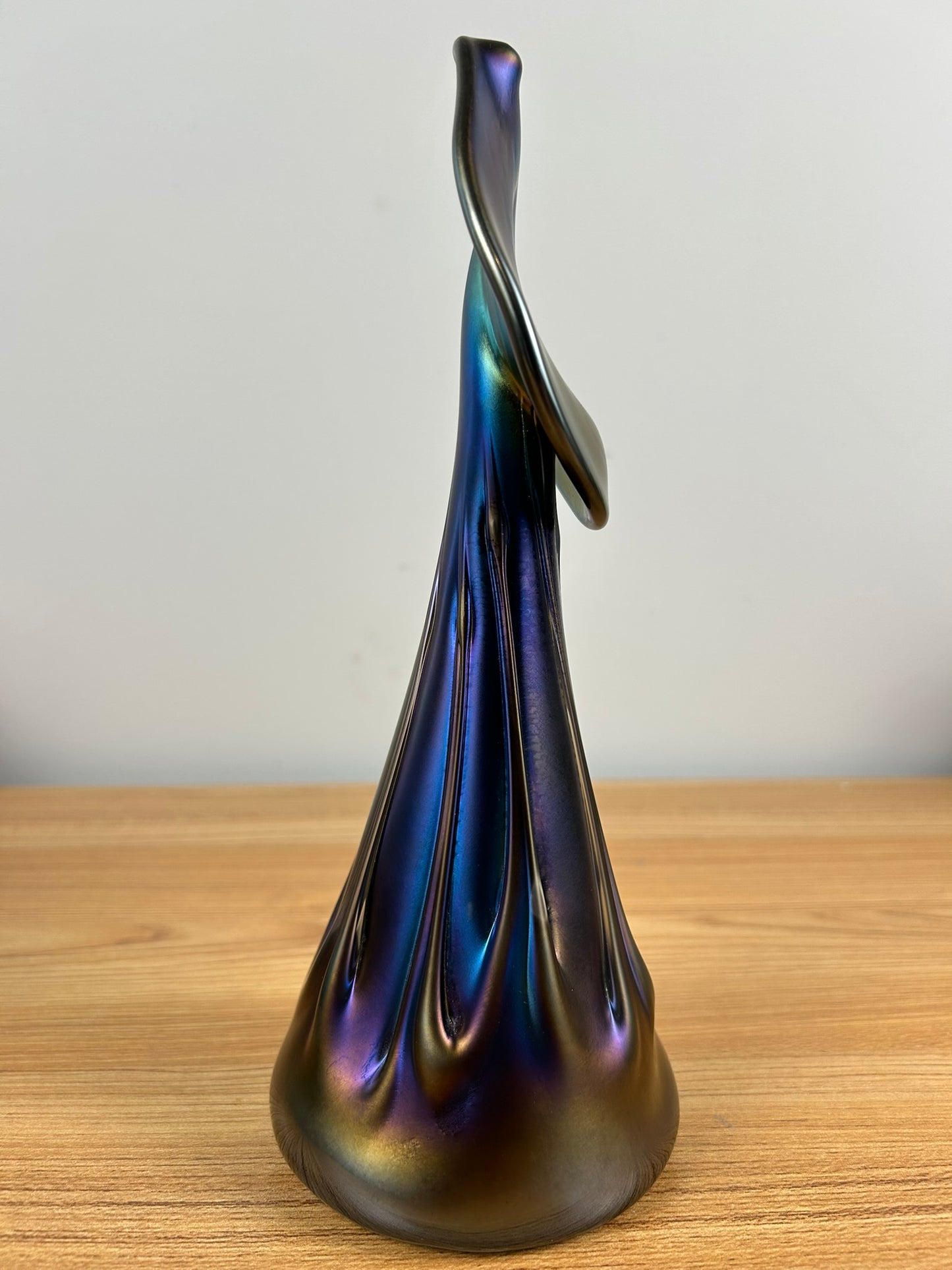 Herb Thomas Iridescent Purple Green Art Glass Jack in the Pulpit Vase 10" Tall