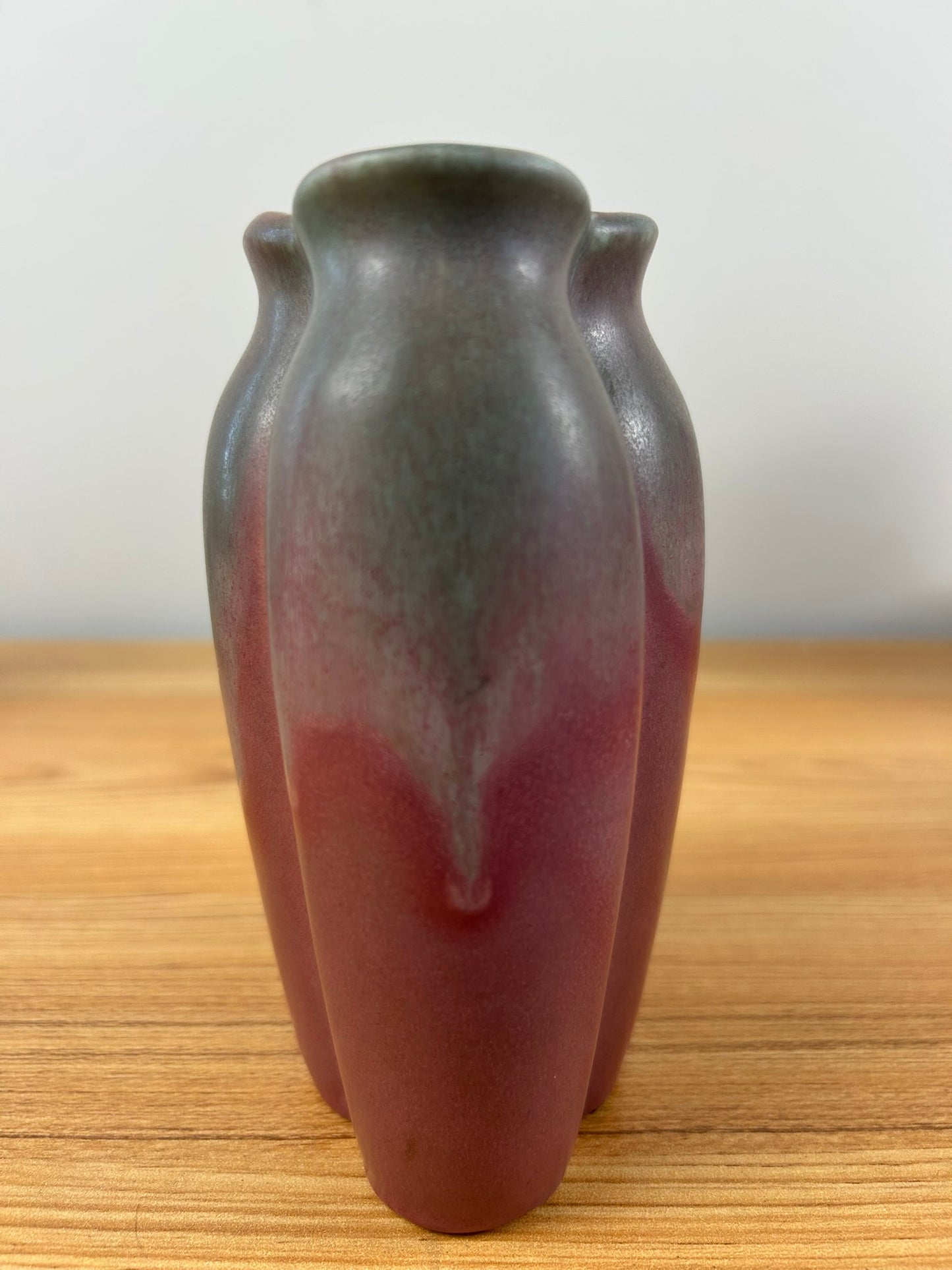 Muncie Art Pottery Buttress Lobed Art Deco Vase 6" Tall Green Over Pink Glaze