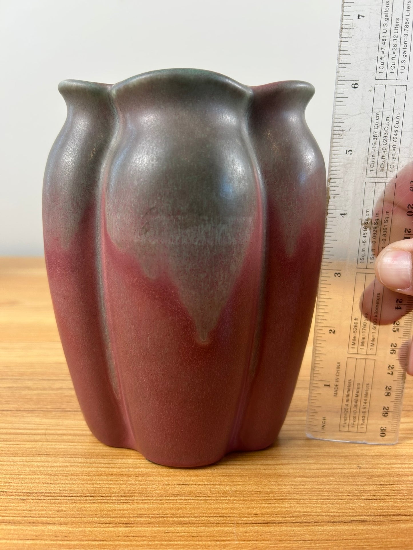 Muncie Art Pottery Buttress Lobed Art Deco Vase 6" Tall Green Over Pink Glaze