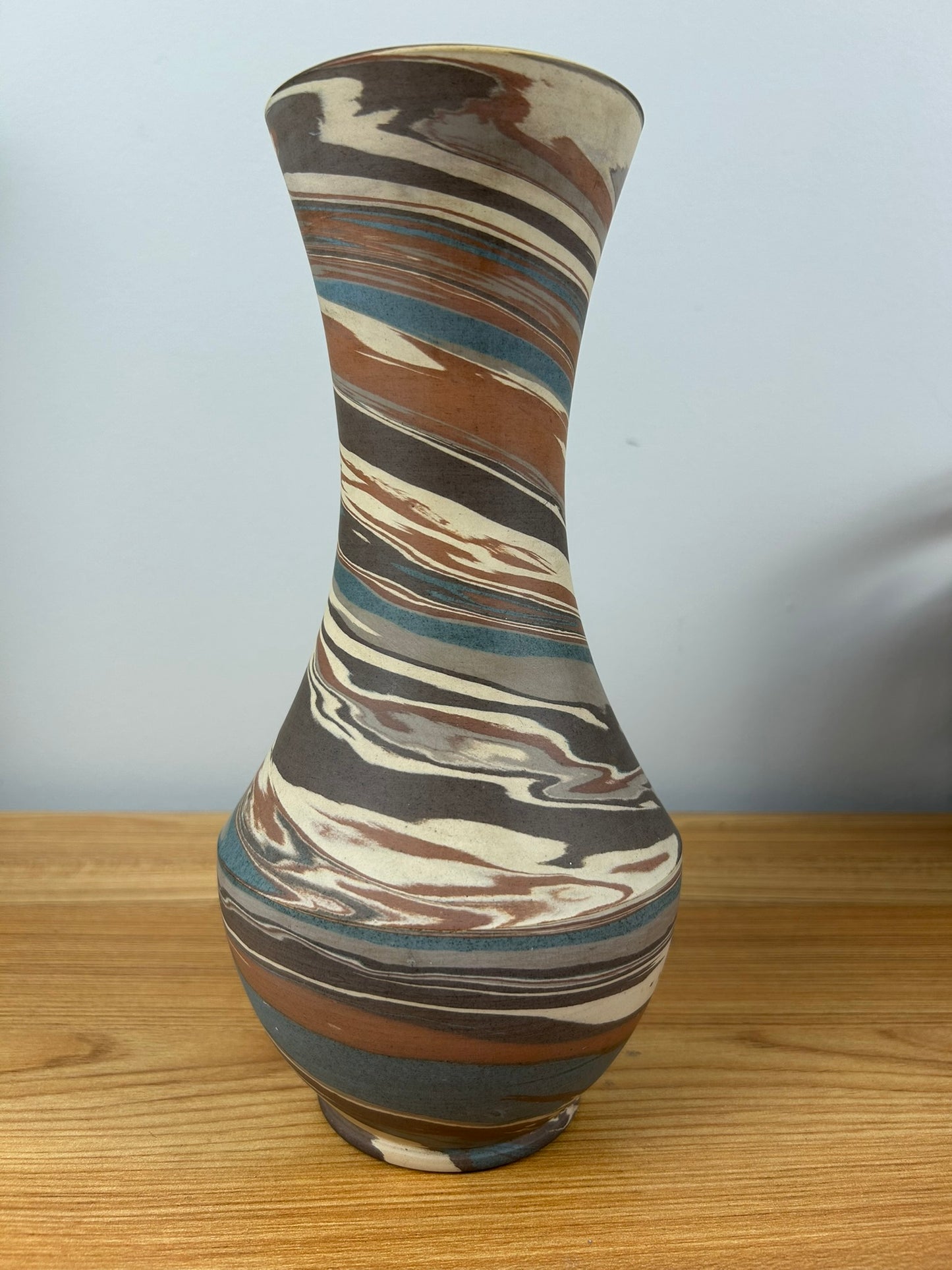 Niloak Mission Swirl 1910-24 Vintage Art Pottery Flared Rim 10" Vase