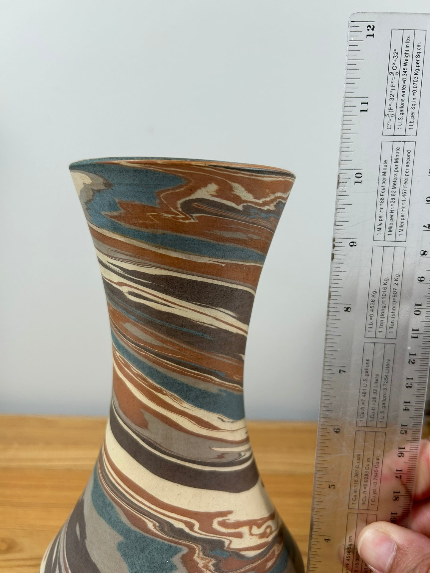 Niloak Mission Swirl 1910-24 Vintage Art Pottery Flared Rim 10" Vase