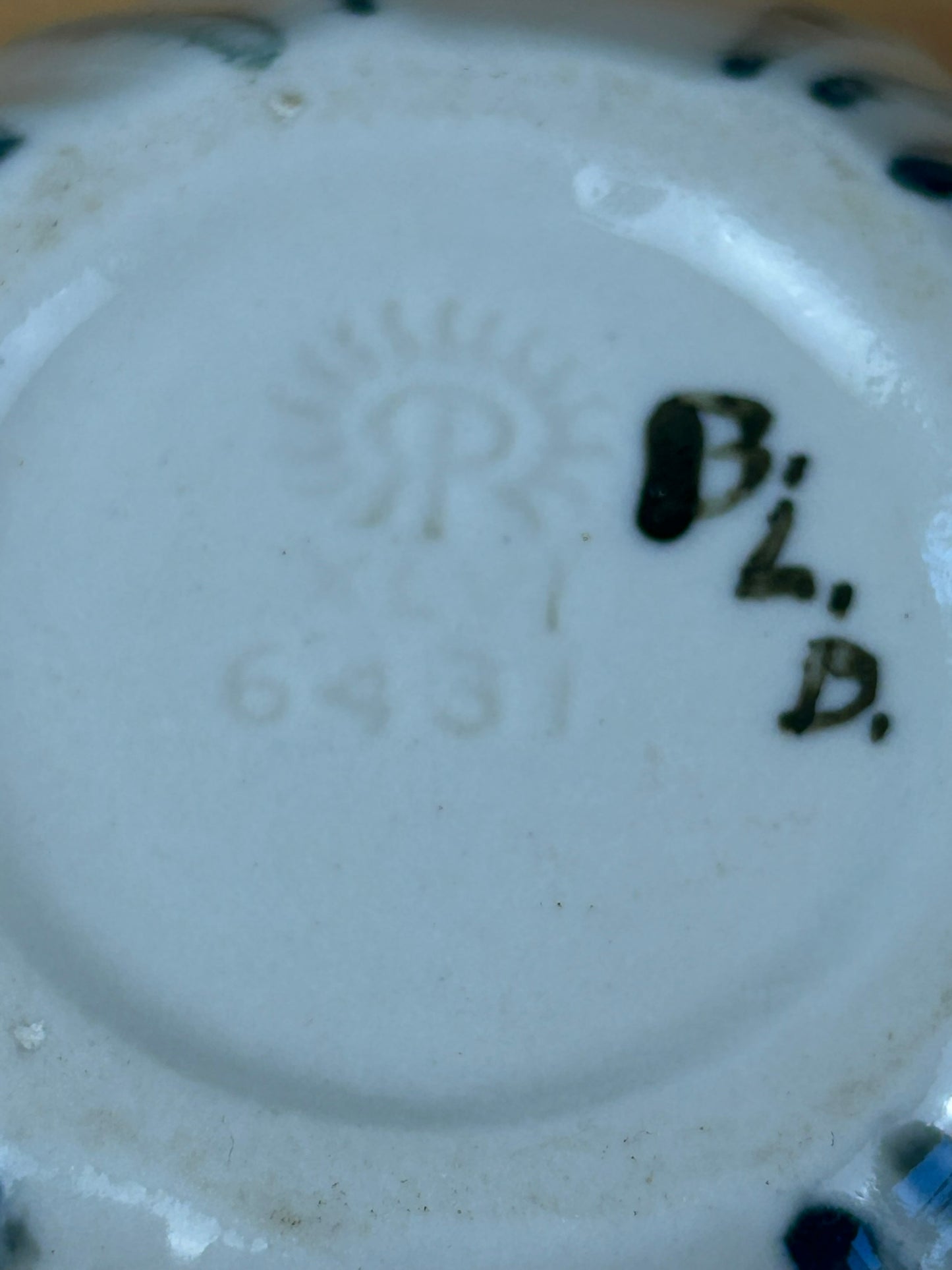 Rookwood Art Pottery Artist Signed 3.5" Floral White Vase XLVI 6431