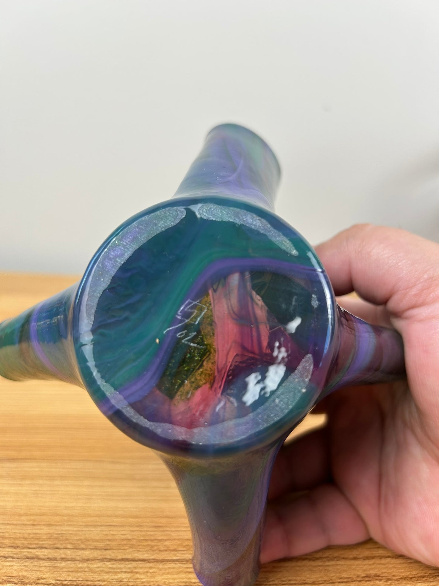 Tony Serviente Glass Handkerchief Vase, Studio Art, Hand Made & Signed 2002