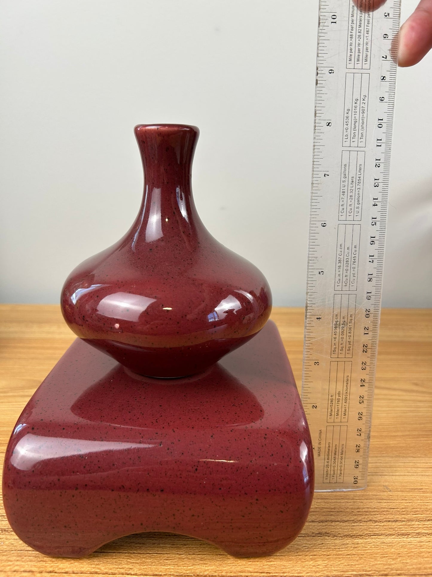 HAEGER Red Pottery Pedestal Plant Stand Riser Display Stand With Vase 140-01