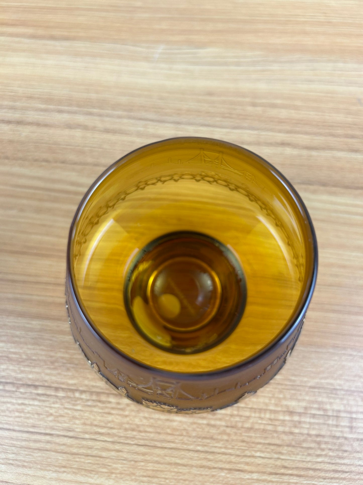 Pasabahce Magazalari Siluet Mumluk Etched Skyline Amber Glass Votive Holder