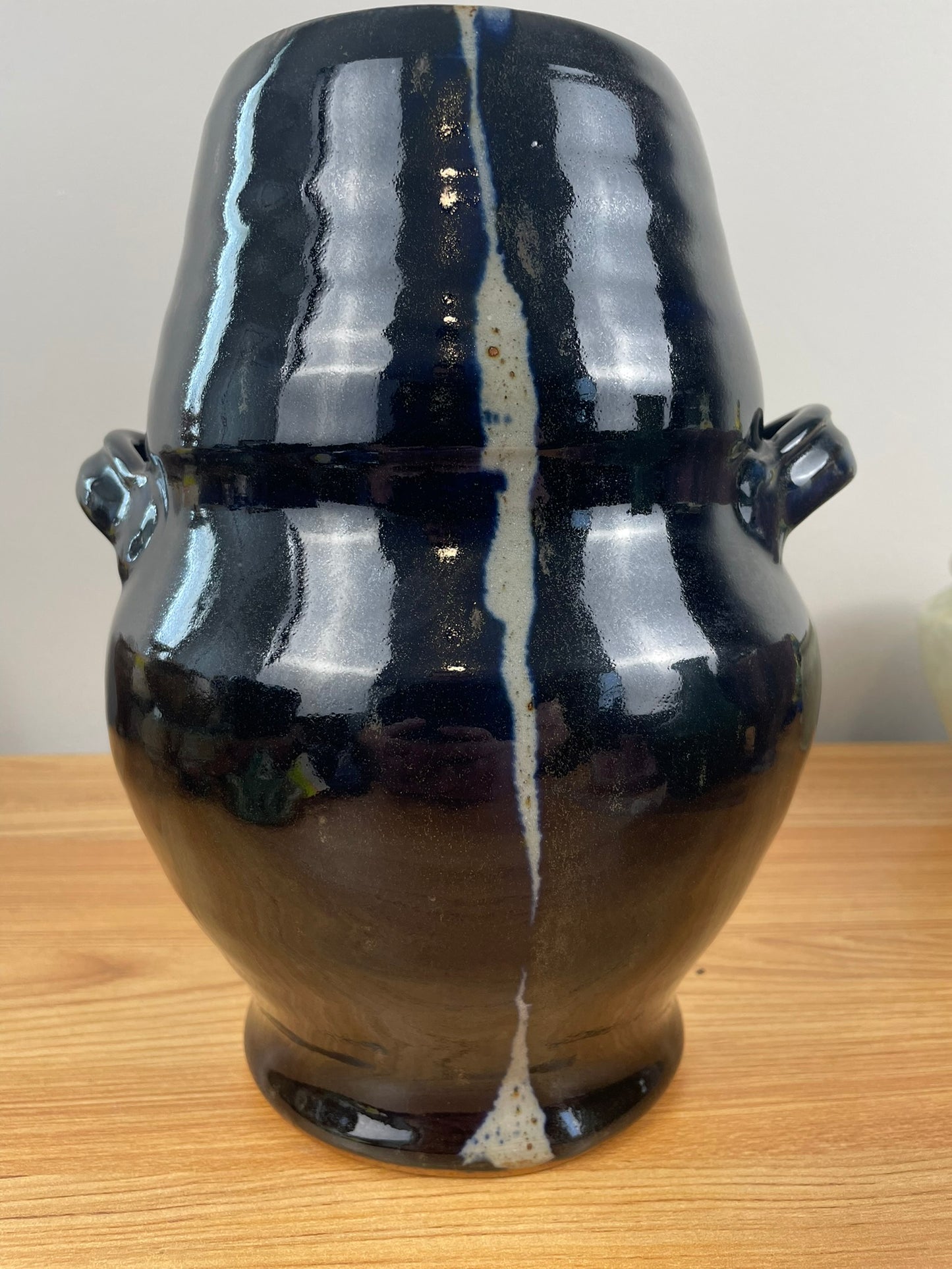 William "Bill" Kremer Studio Pottery Black Handled Vase Notre Dame Professor RARE