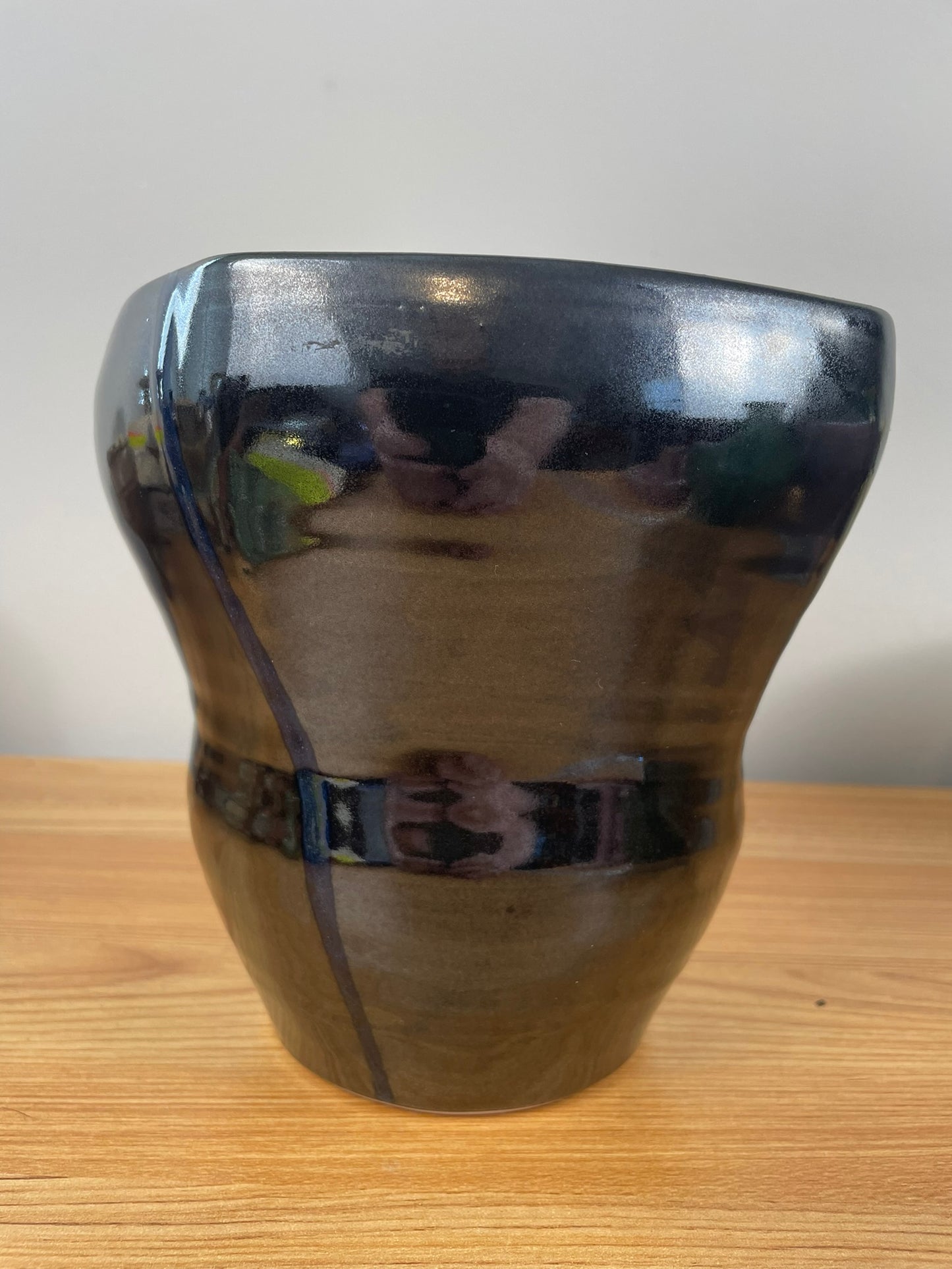 William "Bill" Kremer Studio Pottery 6.5" Black Square Vase Notre Dame Professor RARE