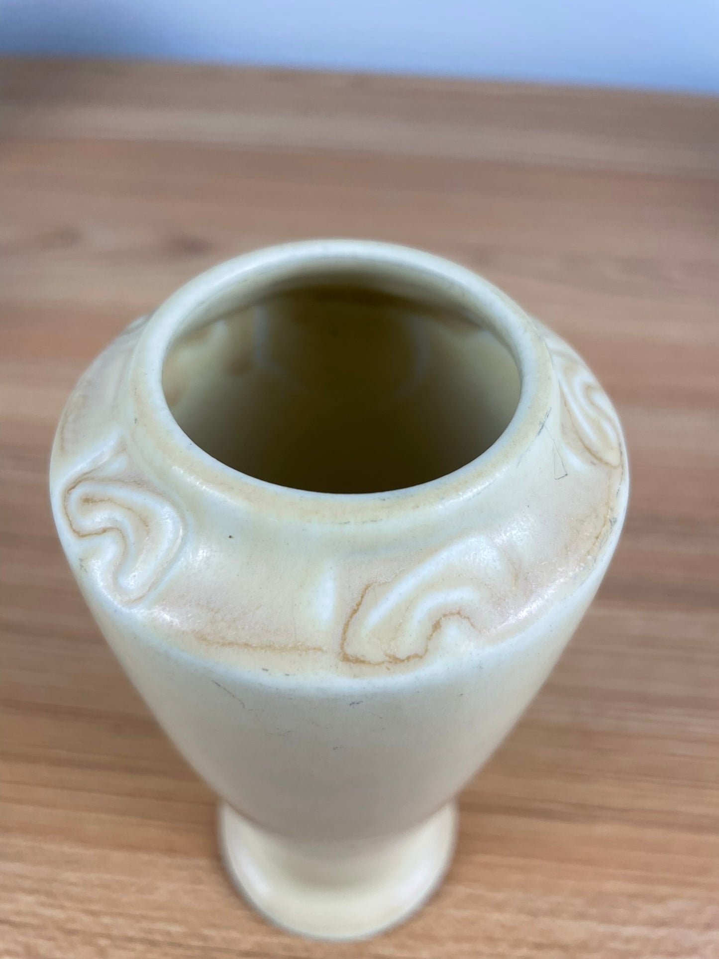 Rookwood 1925 Arts & Crafts Pottery Light Yellow Decorated Vase 2112