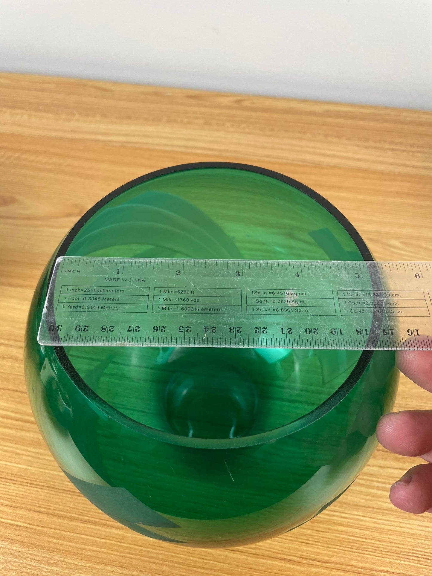 Steve Resnick Green Art Glass Etched Geometric Design Bowl Vase #2 9/93
