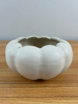 Niloak Art Pottery Scalloped Bowl Planter Vase White Cream Glaze