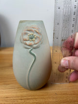 Weller L’art Nouveau Pottery 5.25 Flower In Relief Matte Glaze Vase circa 1903