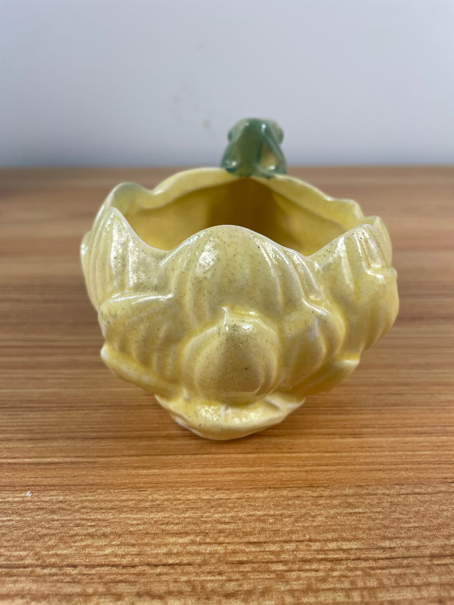 McCoy 1954 Mid Century Modern Art Pottery Green Frog Yellow Lotus Planter