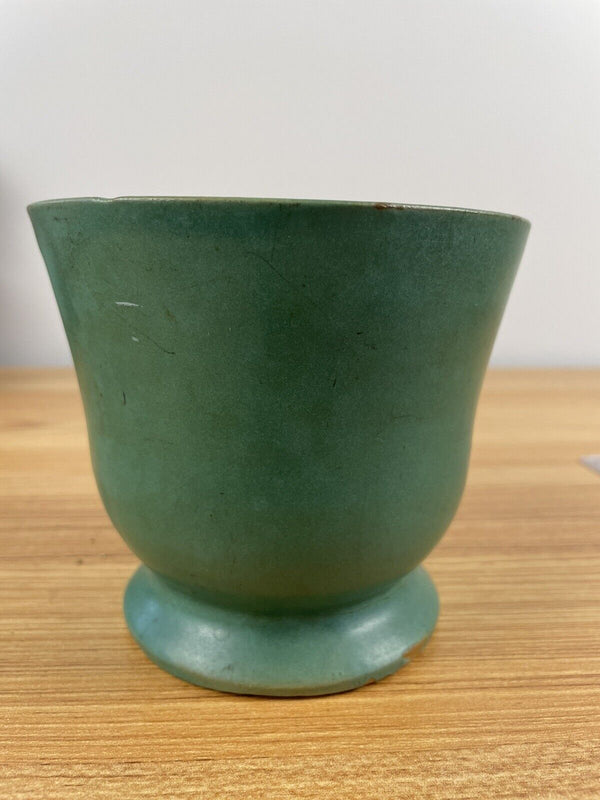 1930's Cornelison Art Pottery Bybee KY Matte Green Footed Vase Jardiniere