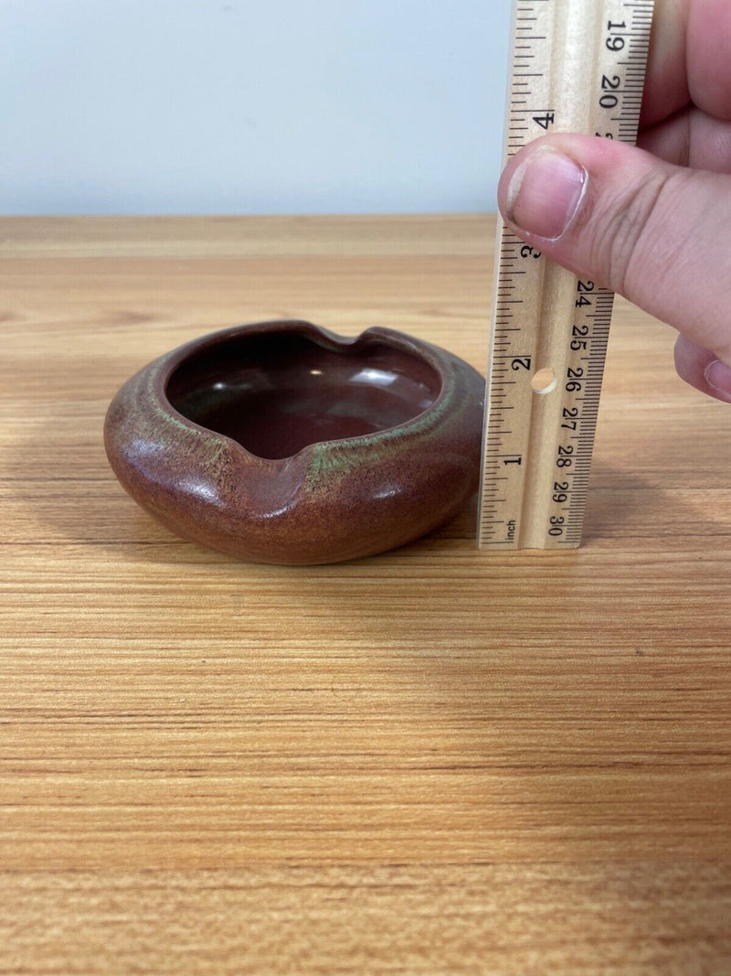 Vintage Sioux Pine Ridge Pottery Brown Ashtray signed E. Cox ~ Native American