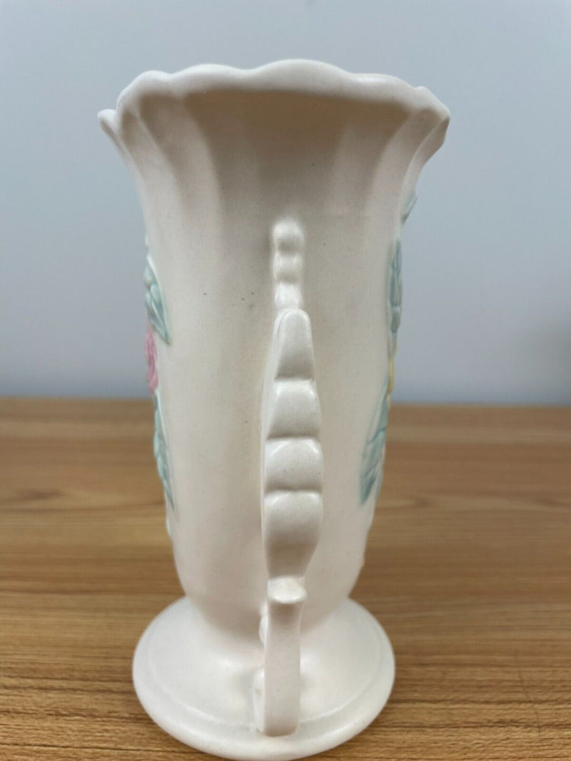 BEAUTIFUL HULL POTTERY IVORY 6-1/4 INCH OPEN ROSE VASE NUMBER 138 Cream Color