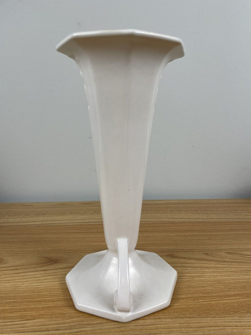 ROSEVILLE ART POTTERY RUSSCO 8.5" BUD VASE #695-8 IN IVORY MATTE WHITE