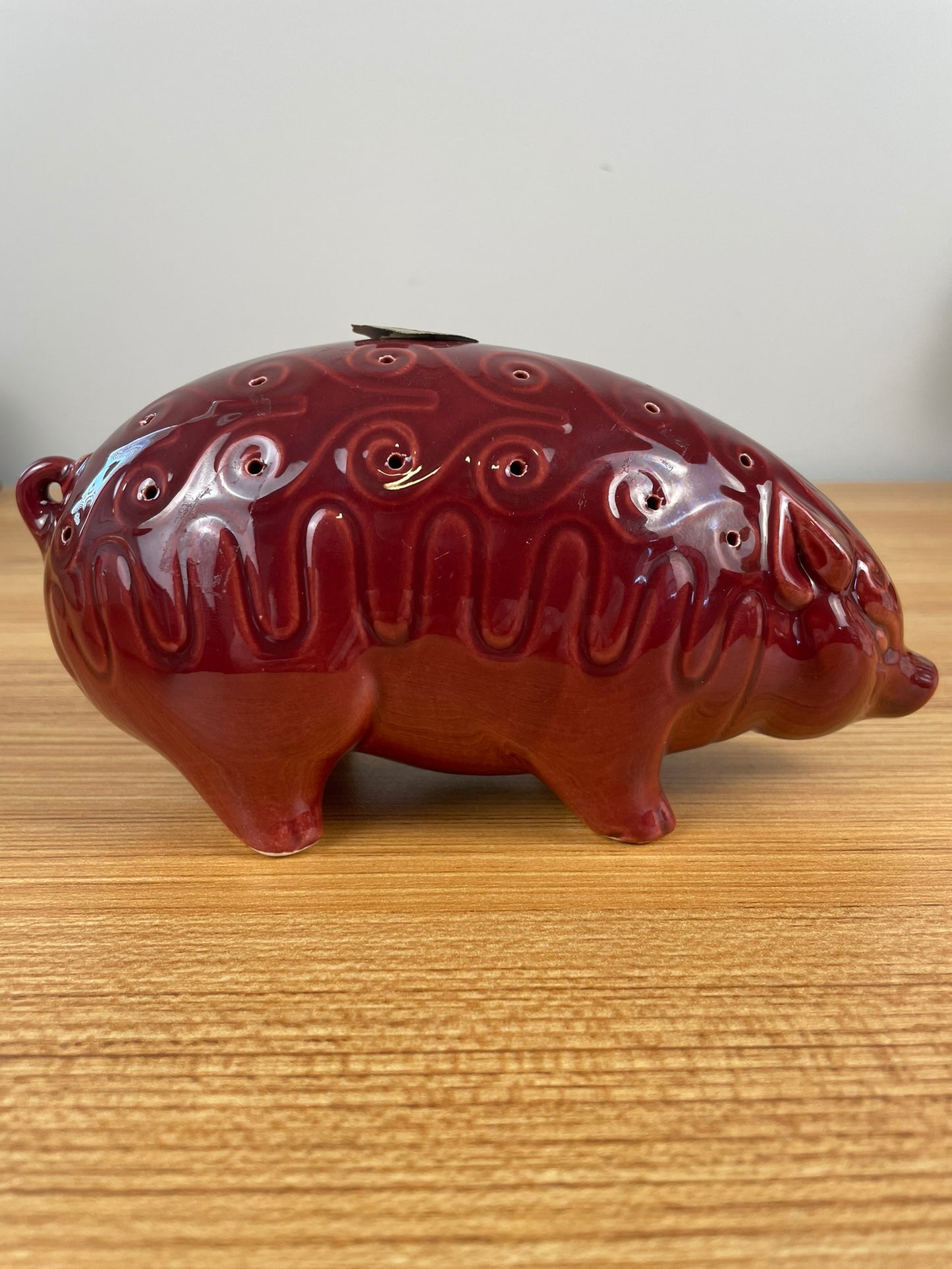 BEVAN KILNS 1950s RED PIG-SHAPED HORS D'OEUVRE SERVER-SIERRA MADRE, CALIF