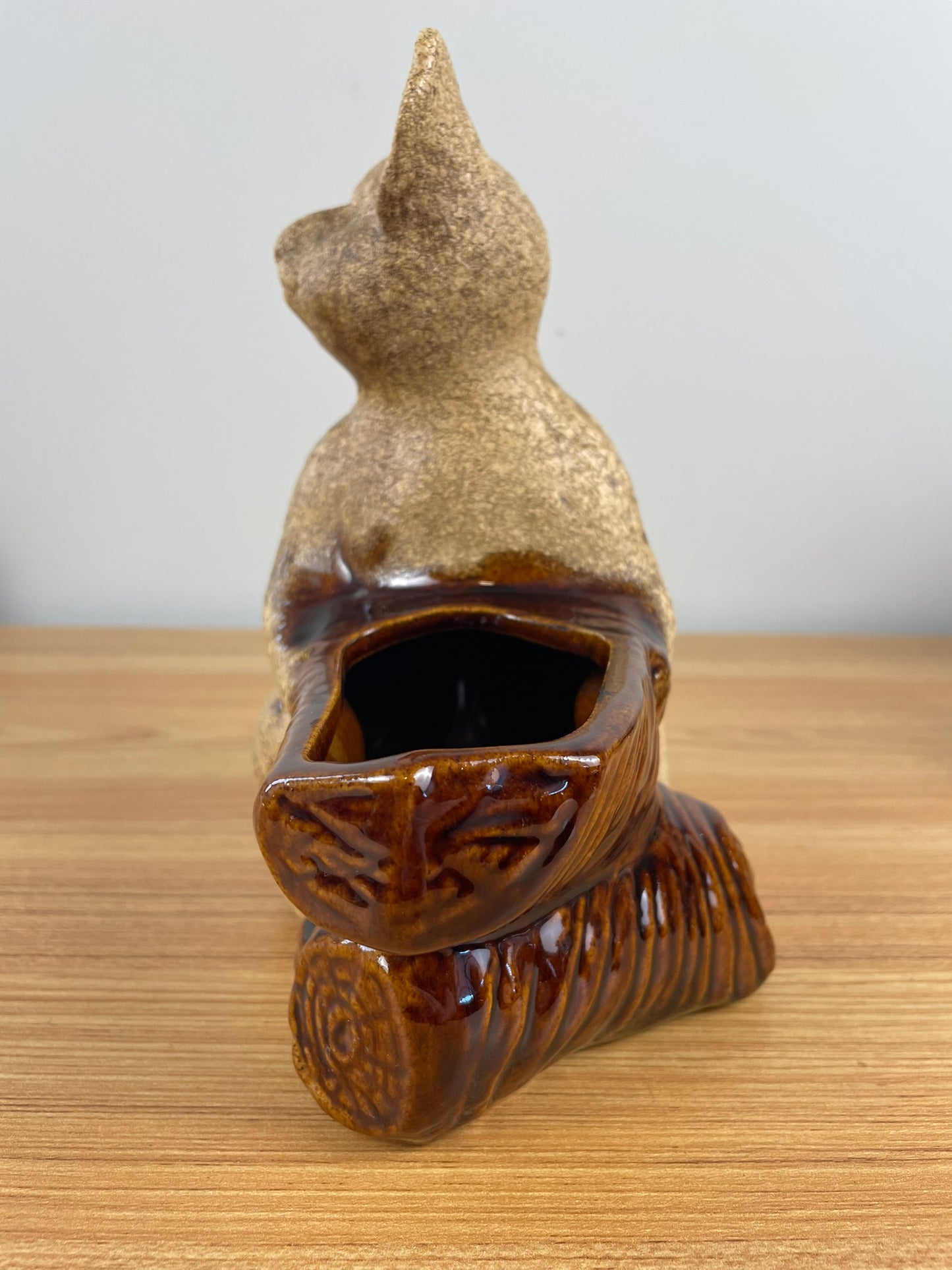 Royal Haeger USA Koala Teddy Bear Tree Sandstone Brown Planter