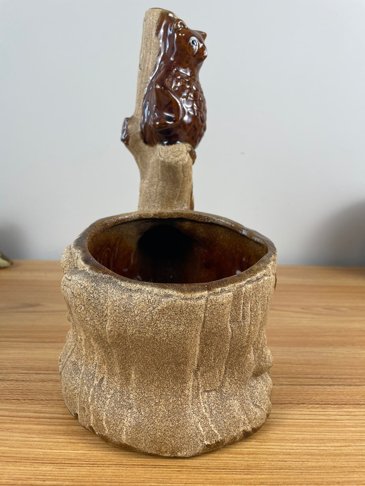 Vintage Royal Haeger Pottery, Sand Glaze, Owl On Stump Planter. Sassy Owl. NICE