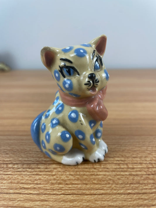 Vintage CERAMIC ARTS STUDIO Yellow Cat Figurine Blue Polka Dots 2.75"" Tall USA